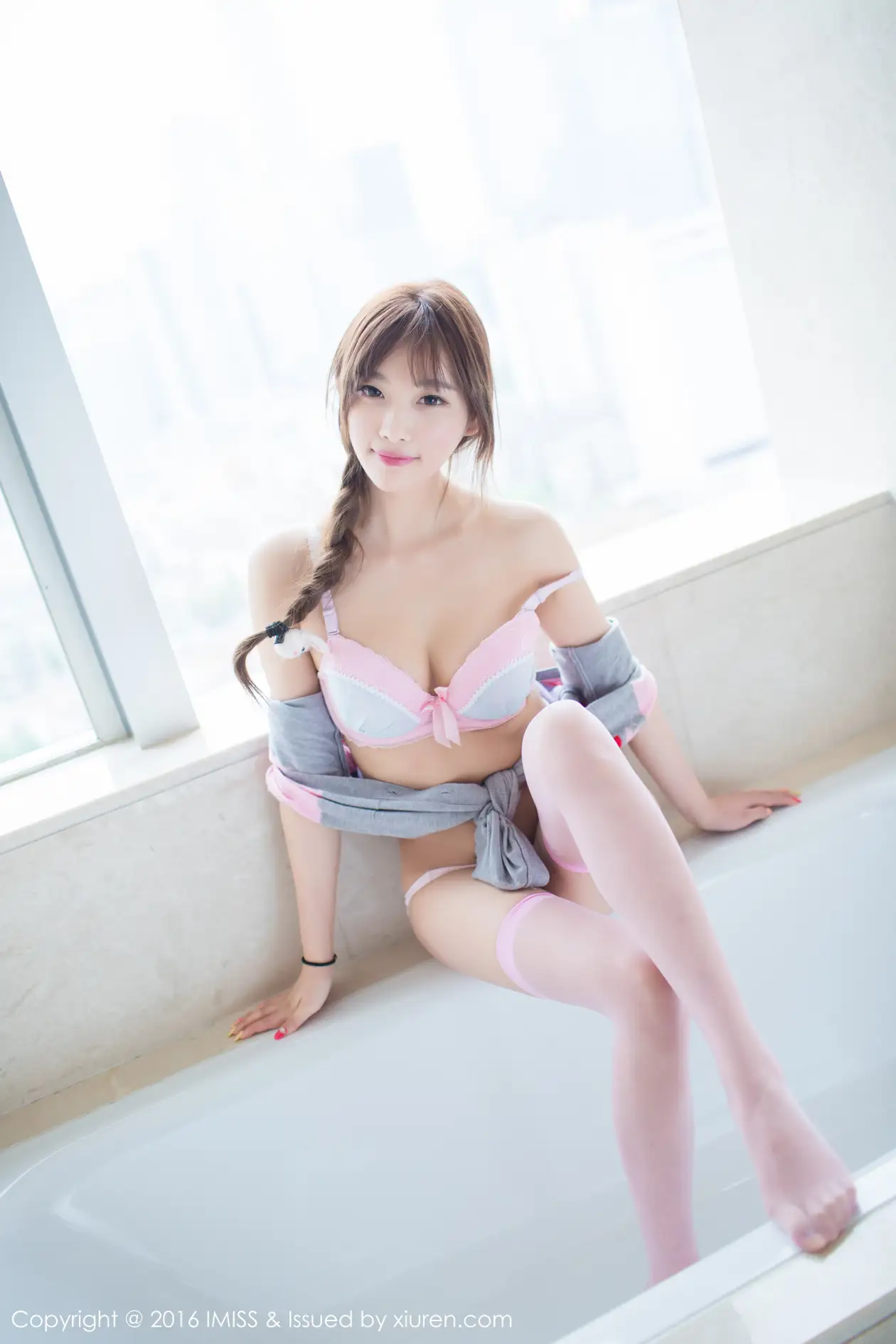 [爱蜜社] 2016.06.22 VOL.100 sugar小甜心CC#[45P]-1