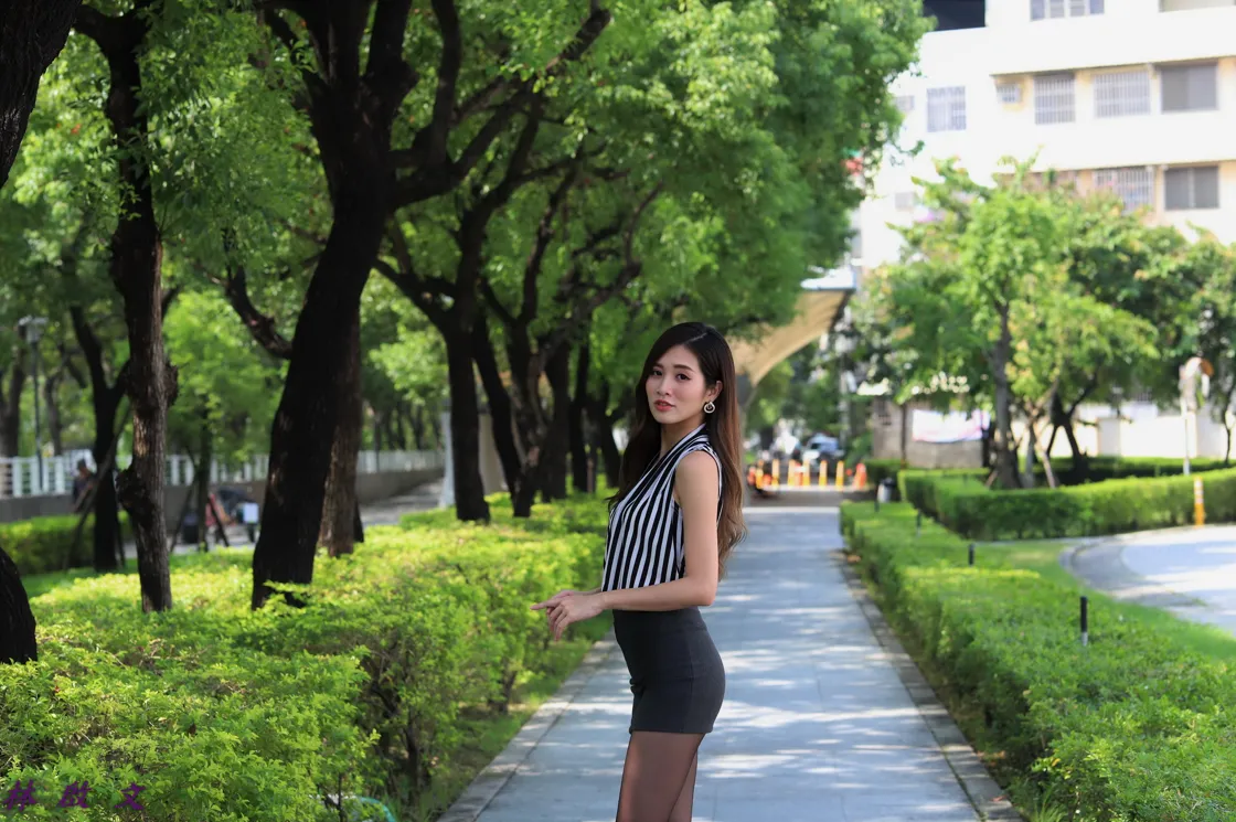 [爱美足] NO.137 张筠 OL黑丝高跟美腿 街拍#[47P]-14