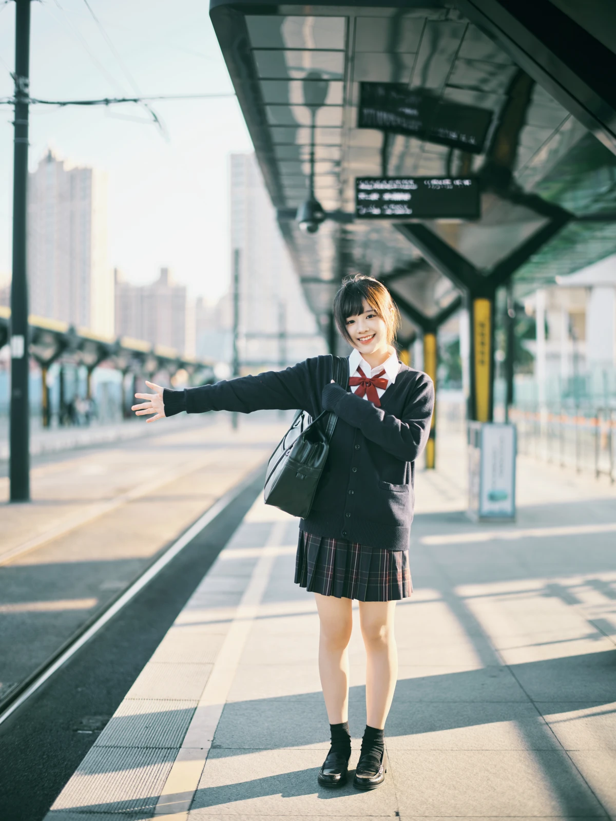 [艺图语] 2023.02.10 Vol.3017 有轨电车 宵宵喵#[36P]-10