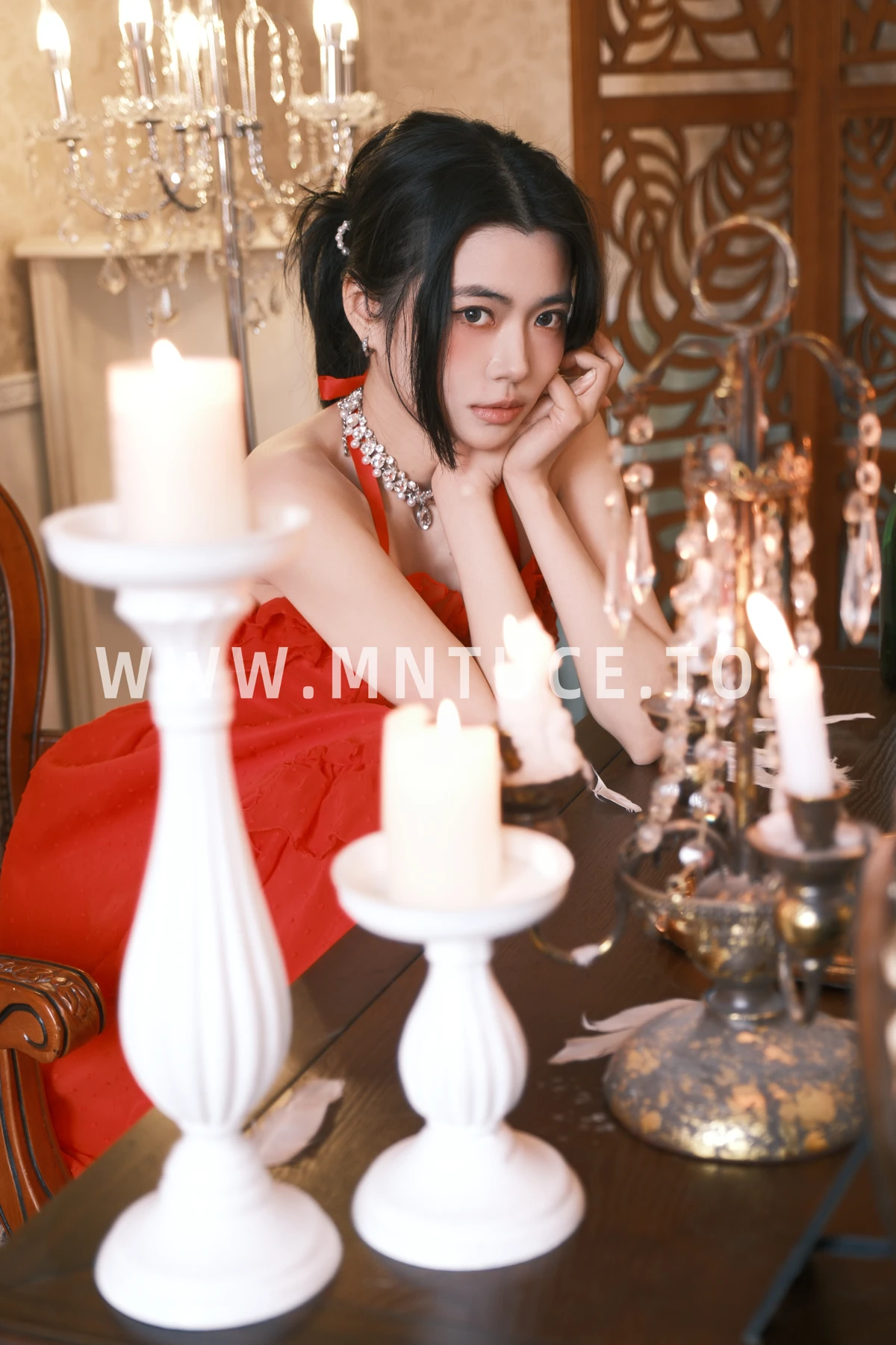 [艺图语] 2023.02.01 Vol.2941 红色 Elikaka#[28P]-1
