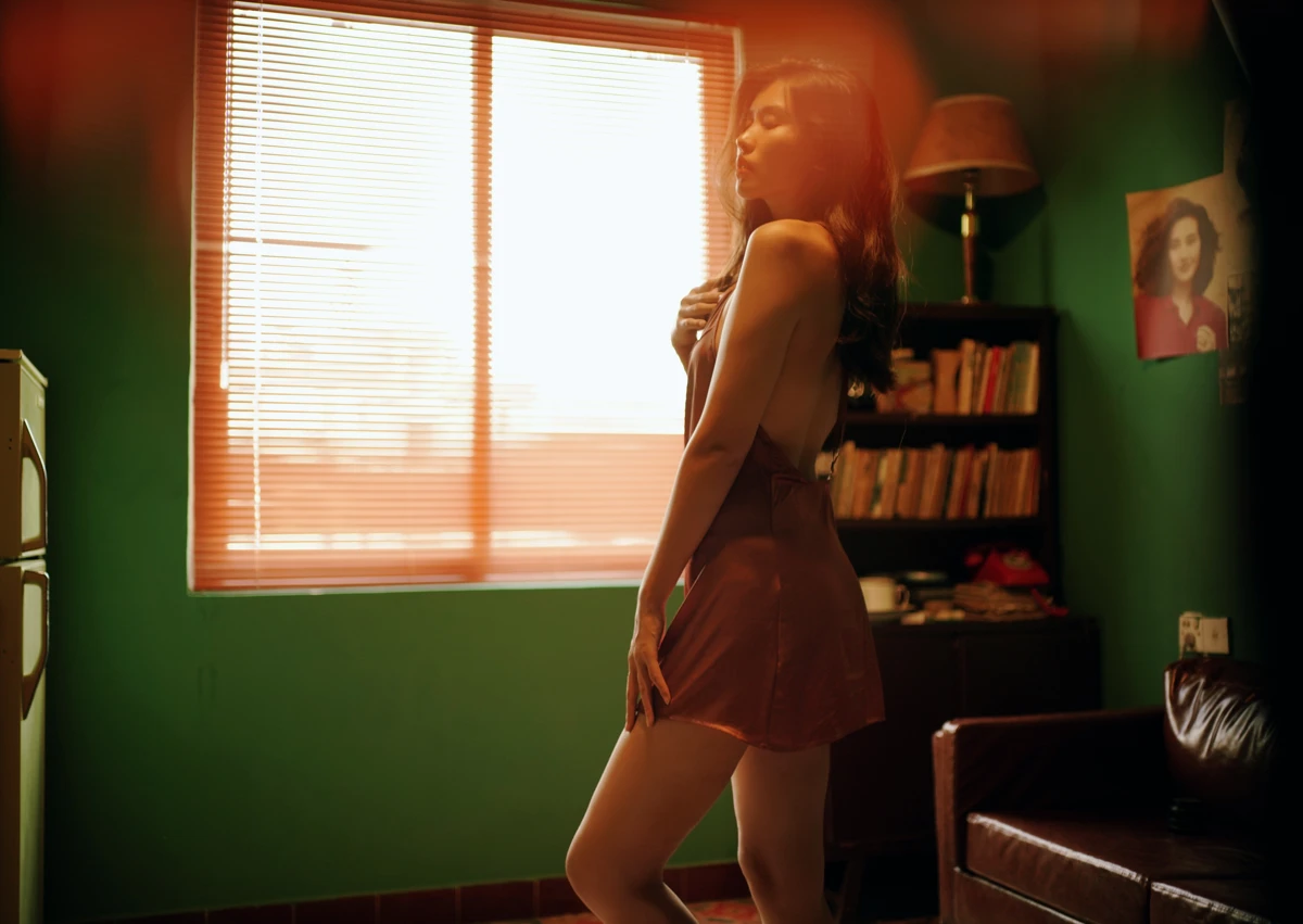 [艺图语] 2023.01.14 Vol.2915 透过玻璃的情话 梅梅#[27P]-7