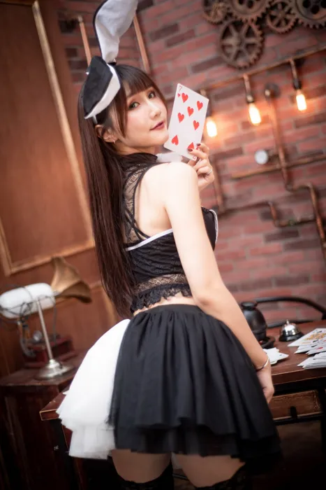 [爱美足] NO.079  乔乔儿 兔女郎 高跟美腿外拍 街拍#[48P]-5