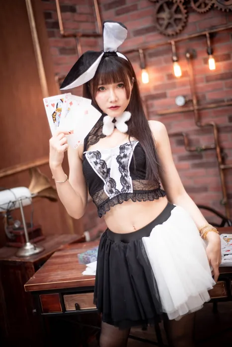 [爱美足] NO.079  乔乔儿 兔女郎 高跟美腿外拍 街拍#[48P]-9