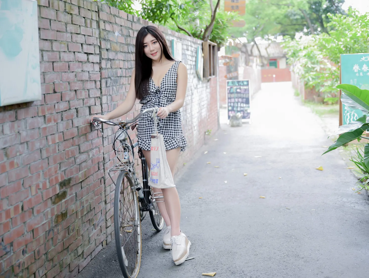 [爱美足] NO.214 乐乐 休闲布鞋美腿 街拍#[95P]-6