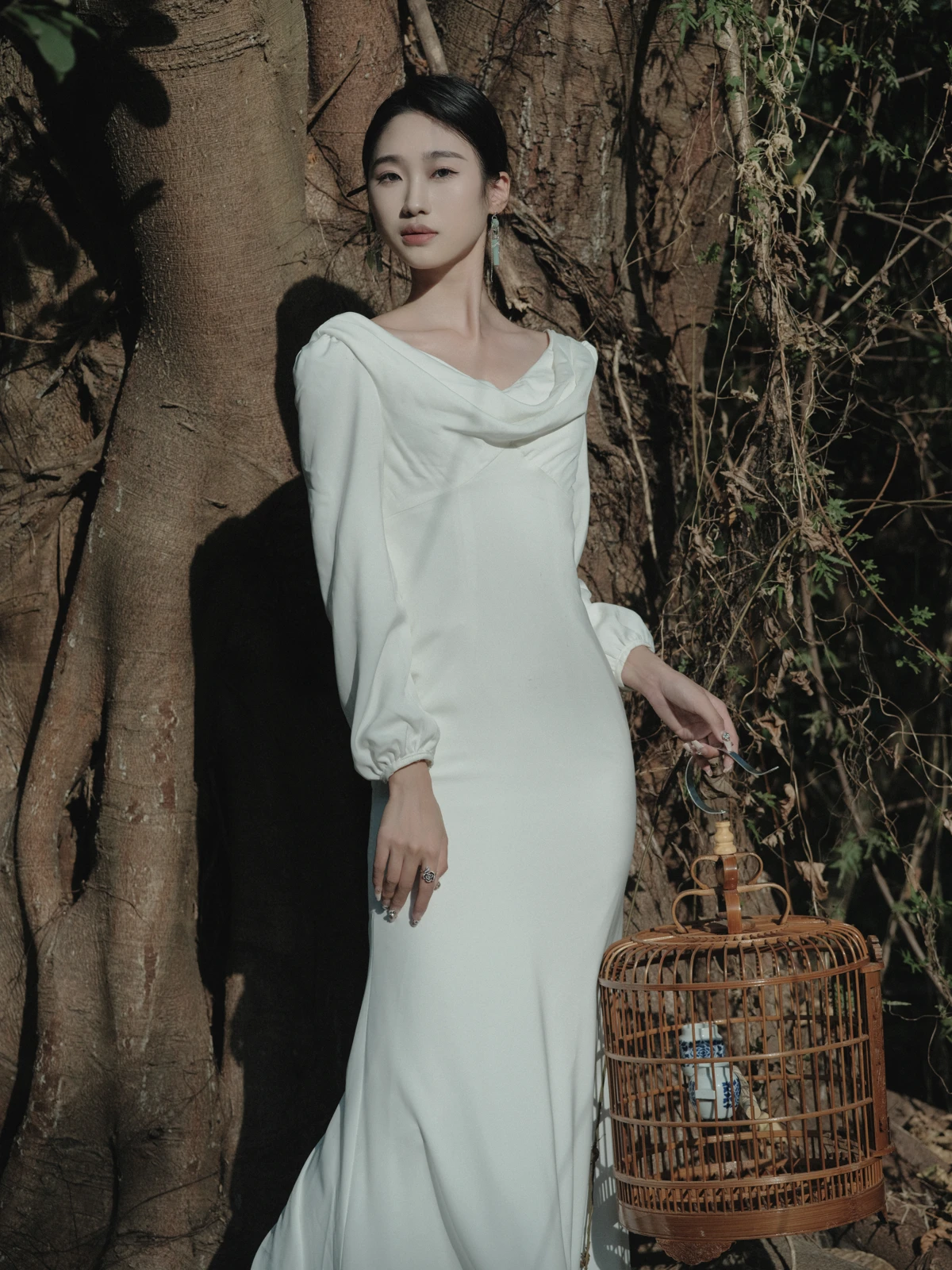 [艺图语] 2022.12.19 Vol.2713 – 落叶飞花 likeu#[47P]-1