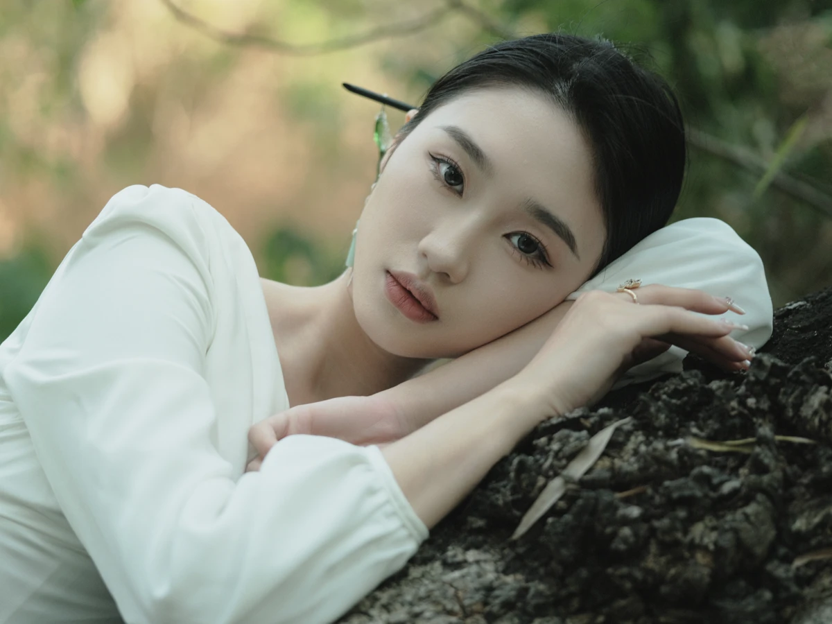 [艺图语] 2022.12.19 Vol.2713 – 落叶飞花 likeu#[47P]-7