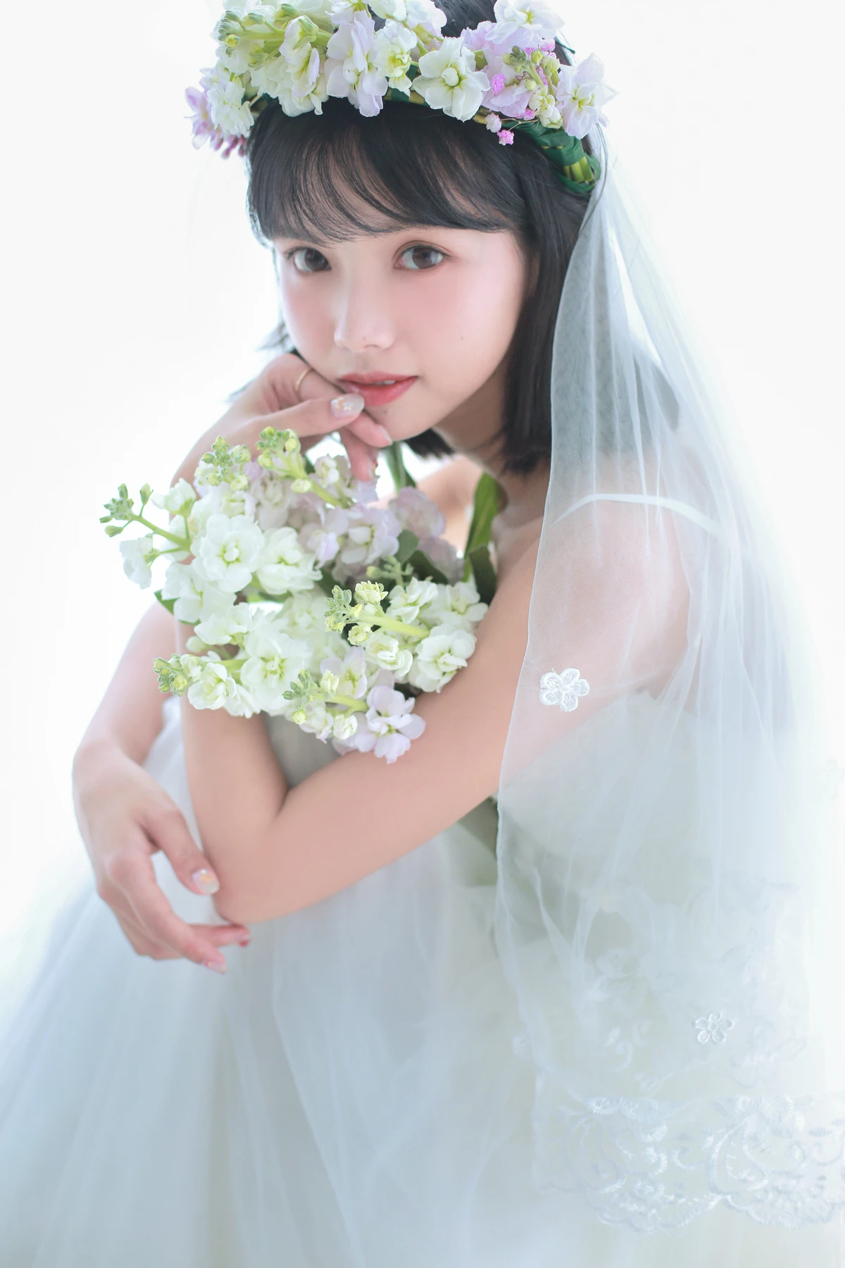 [艺图语] 2023.01.10 Vol.2880 – 花的嫁纱 猫梓子#[22P]-1