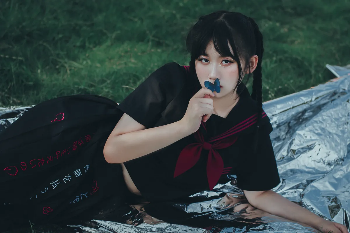 [艺图语] 2022.12.14 Vol.2673 – 暗黑少女 彤彤#[23P]-1