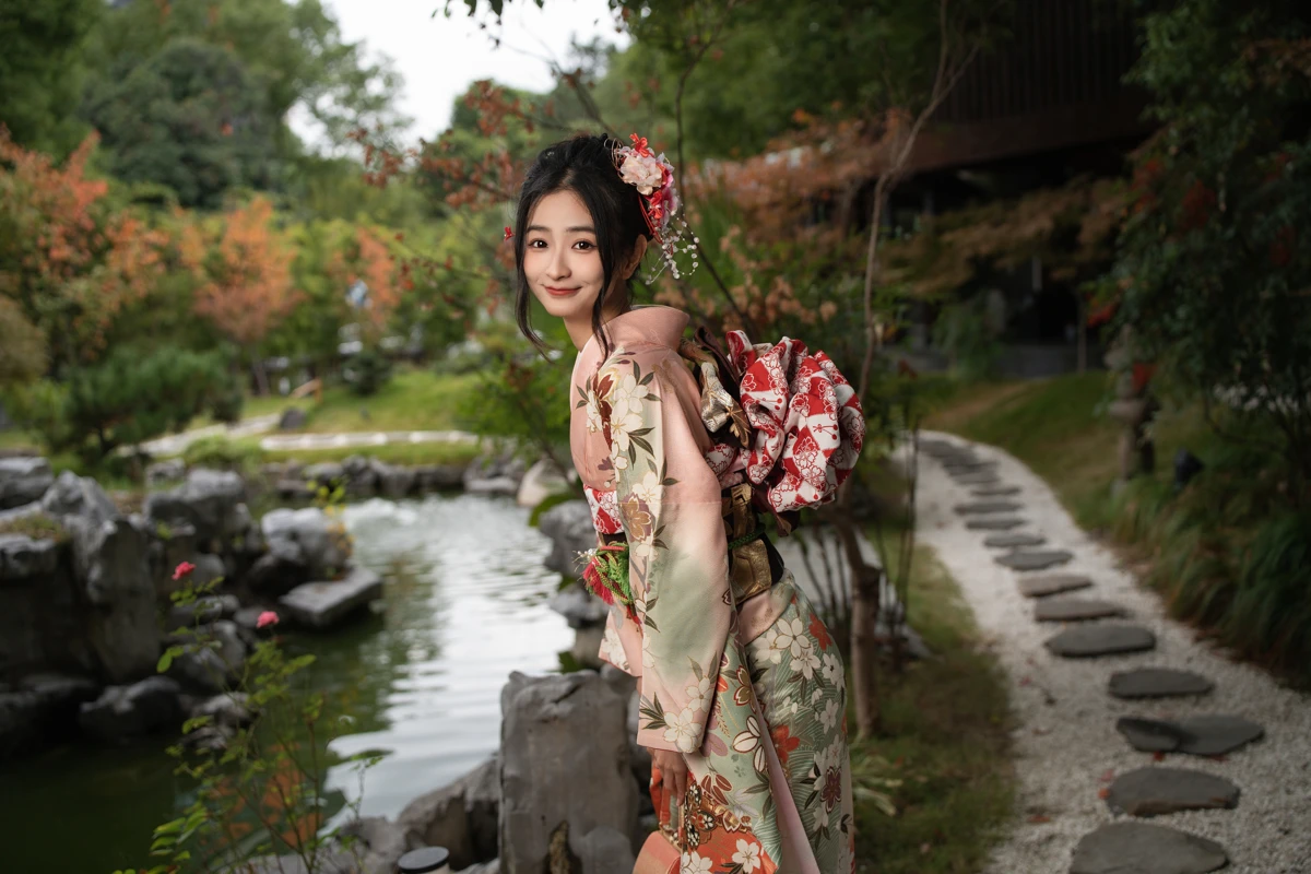 [艺图语] 2022.12.26 Vol.2761 – 和服之女 小泽#[35P]-4