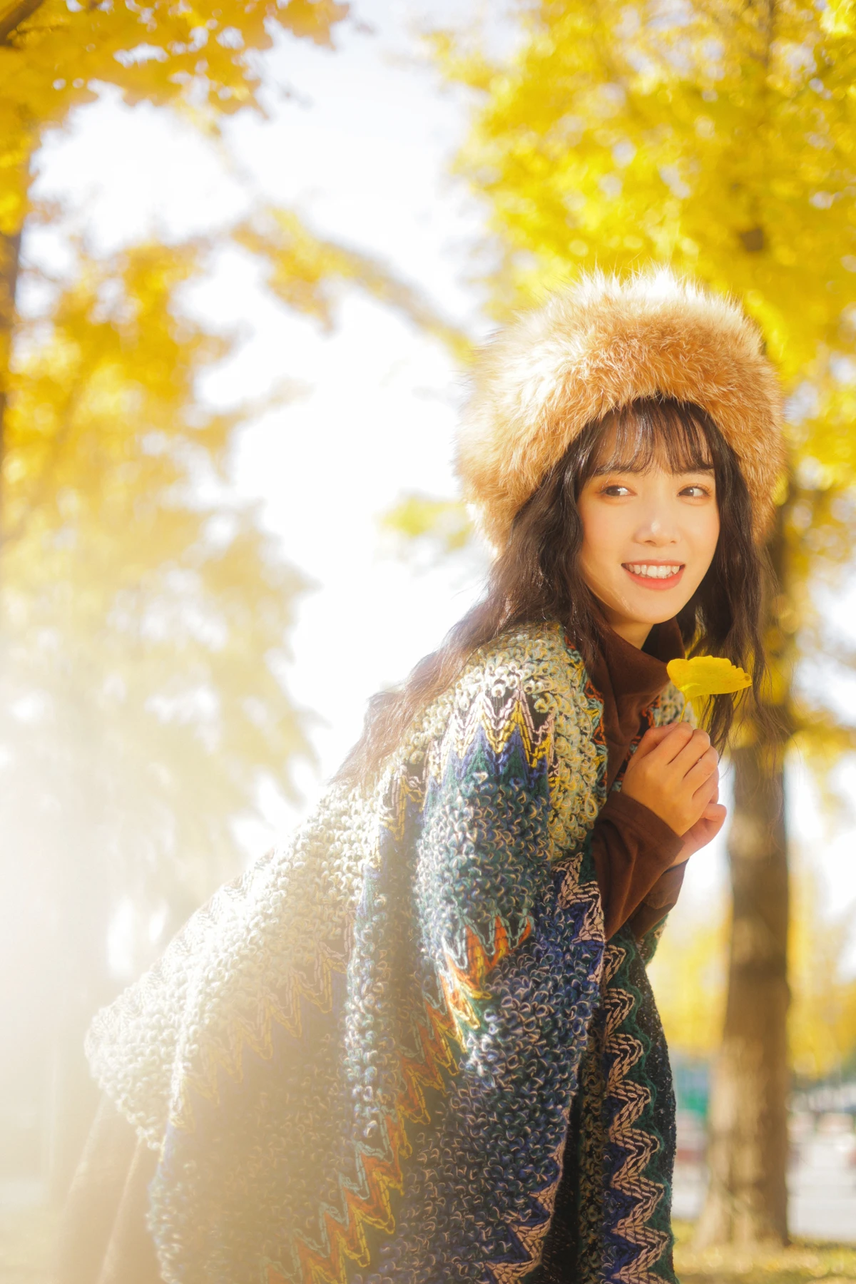 [艺图语] 2023.01.12 Vol.2901 银杏不负秋 一只阿梦崽#[45P]-14