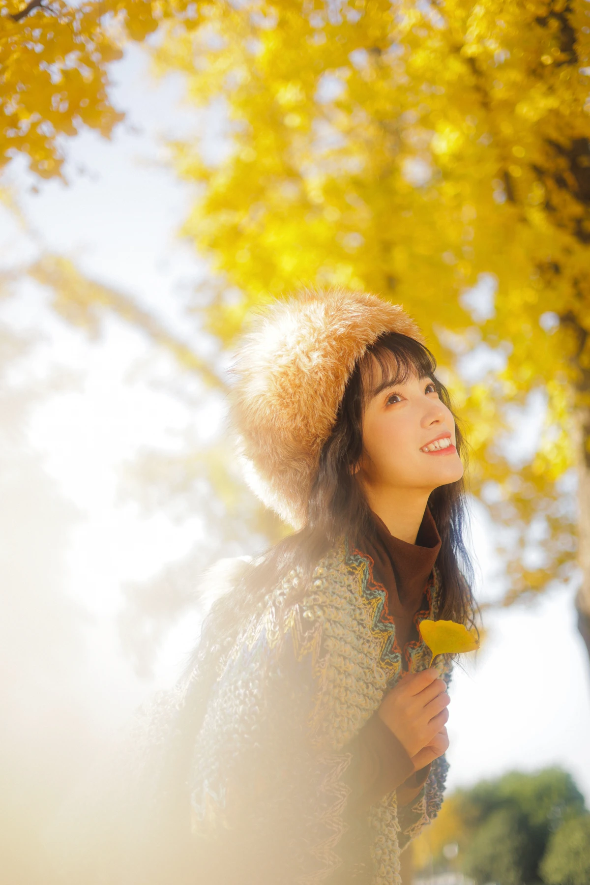 [艺图语] 2023.01.12 Vol.2901 银杏不负秋 一只阿梦崽#[45P]-3