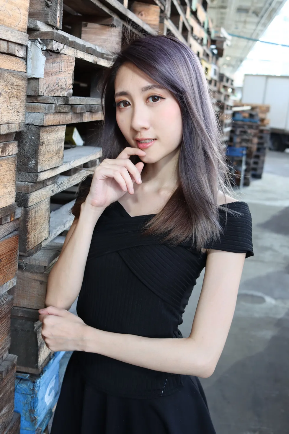 [爱美足] NO.140 Elaine Chung 连衣裙丝袜凉高美腿 街拍#[73P]-17