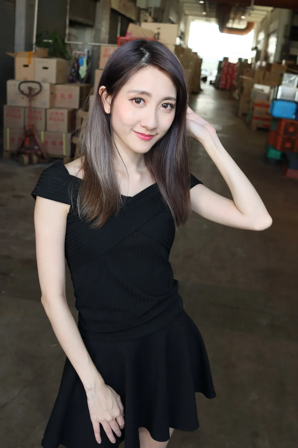 [爱美足] NO.140 Elaine Chung 连衣裙丝袜凉高美腿 街拍#[73P]-8