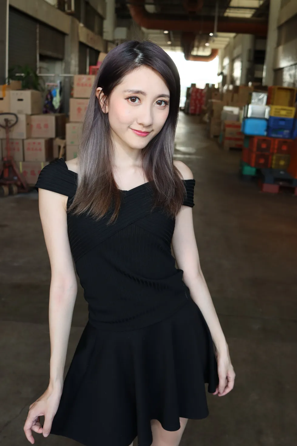[爱美足] NO.140 Elaine Chung 连衣裙丝袜凉高美腿 街拍#[73P]-9