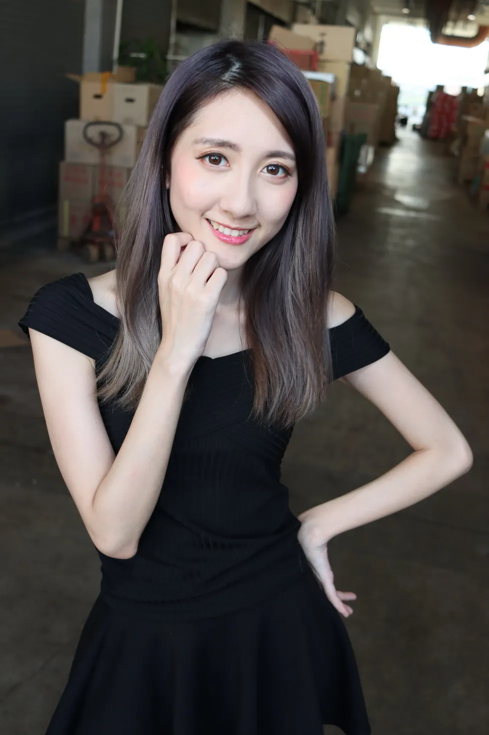 [爱美足] NO.140 Elaine Chung 连衣裙丝袜凉高美腿 街拍#[73P]-10