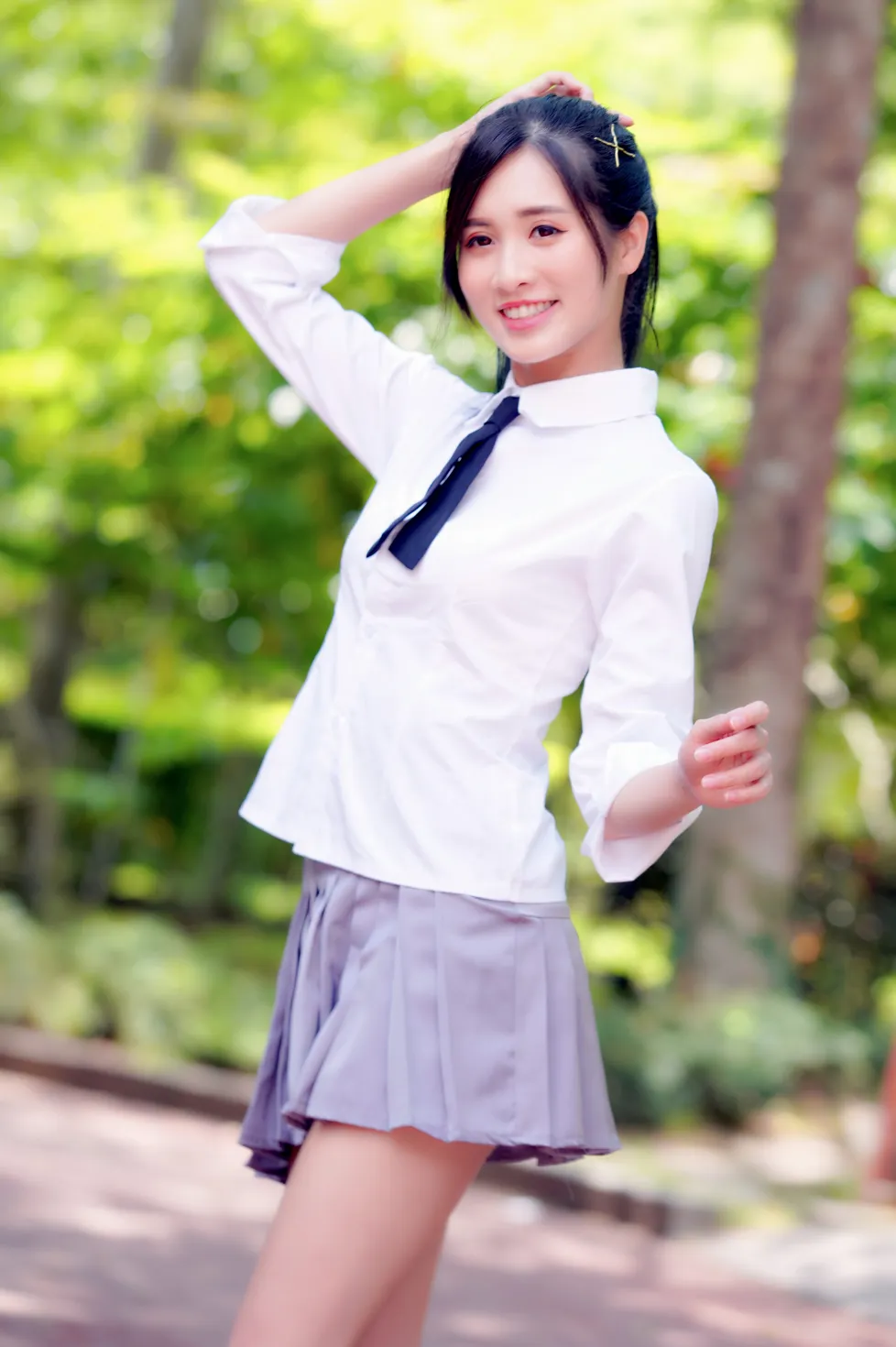 [爱美足] NO.143 张筠 短裙黑丝高跟美腿 街拍#[23P]-12