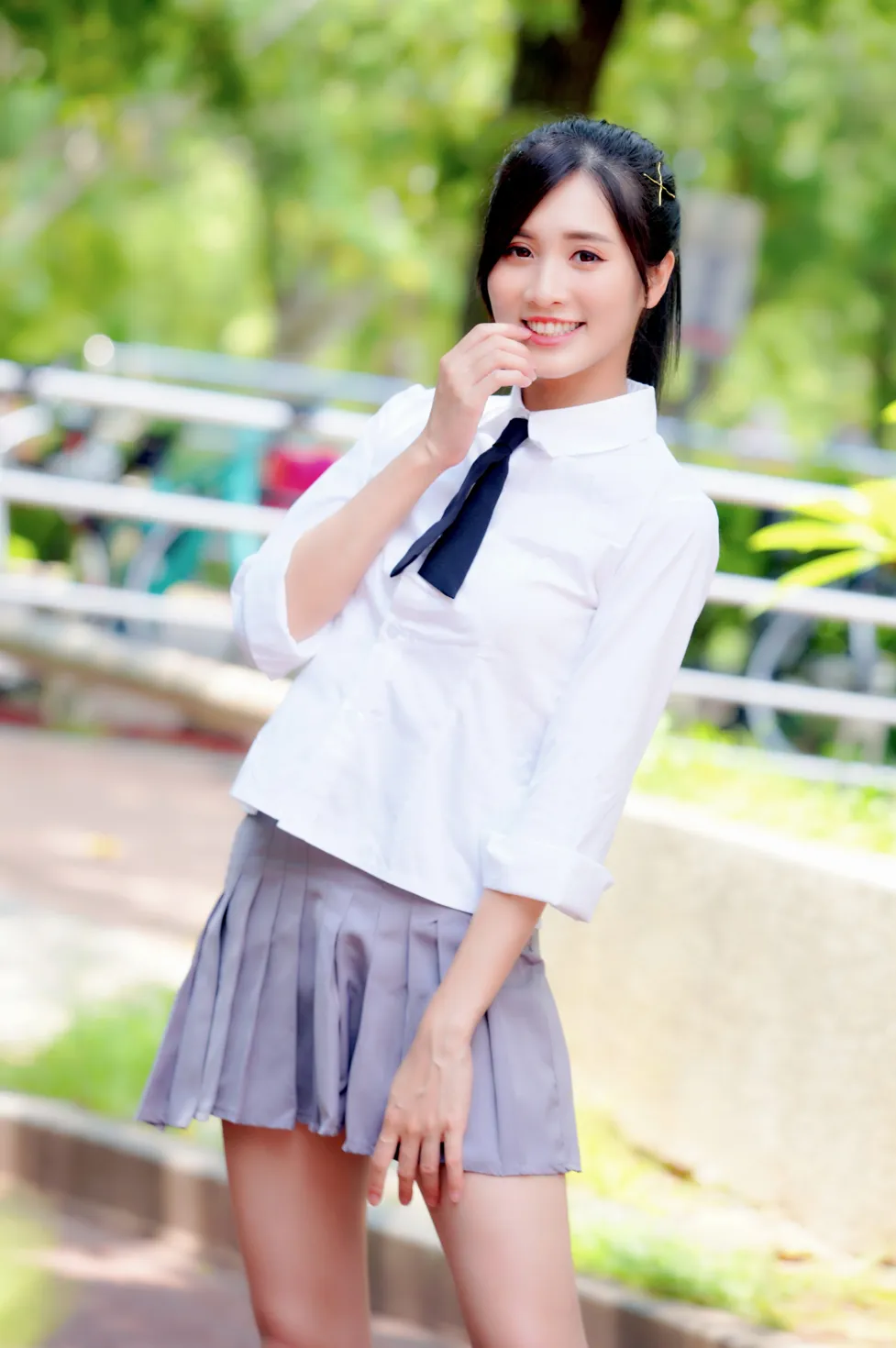[爱美足] NO.143 张筠 短裙黑丝高跟美腿 街拍#[23P]-14
