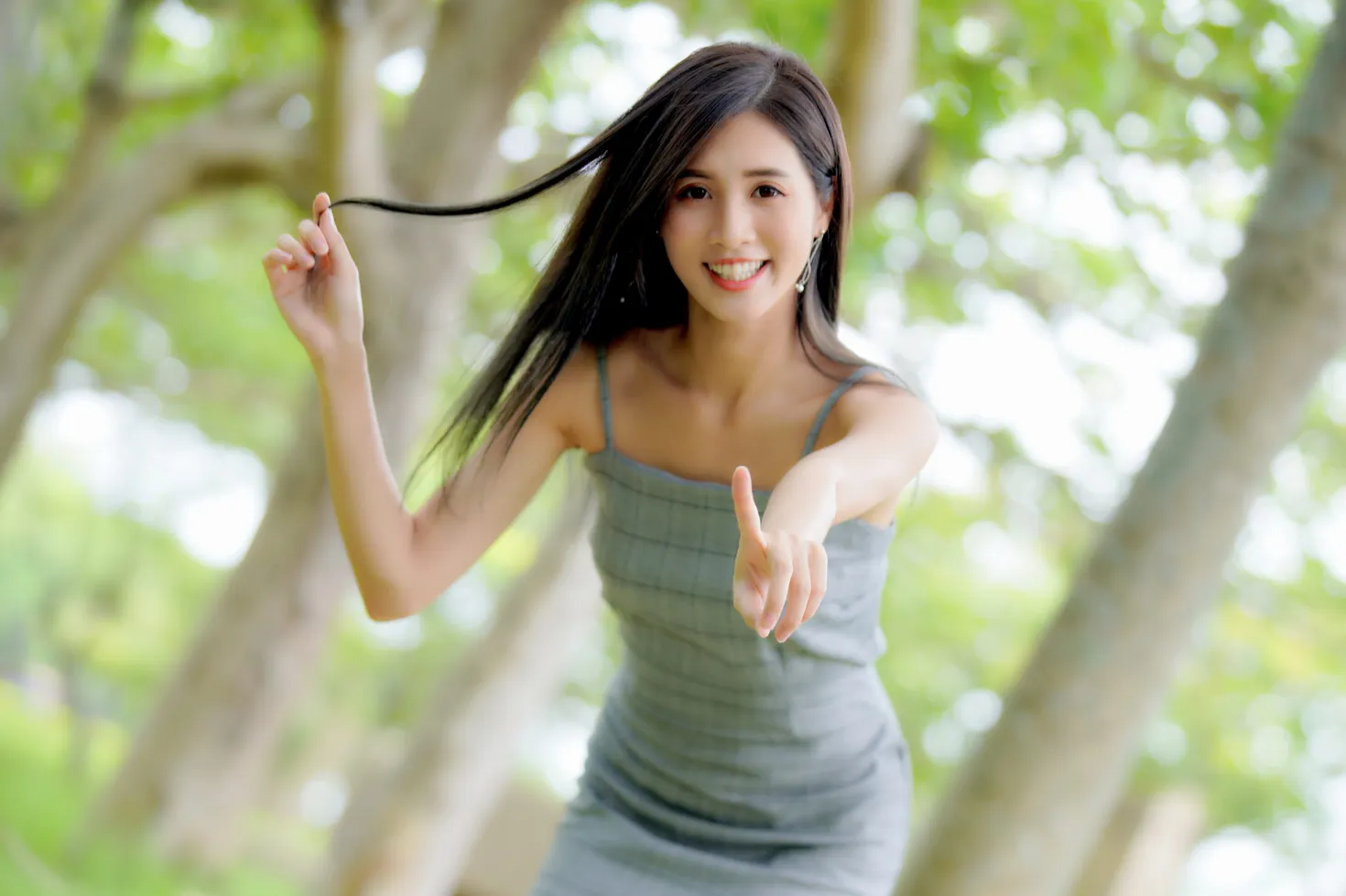 [爱美足] NO.143 张筠 短裙黑丝高跟美腿 街拍#[23P]-2