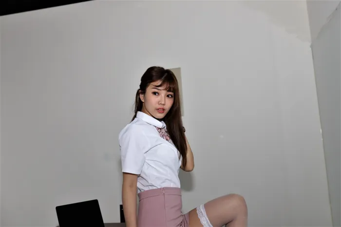 [爱美足] NO.010 长腿美模 小玉vs凯蒂 辨公室OL秘书 性感外拍2 街拍#[84P]-12