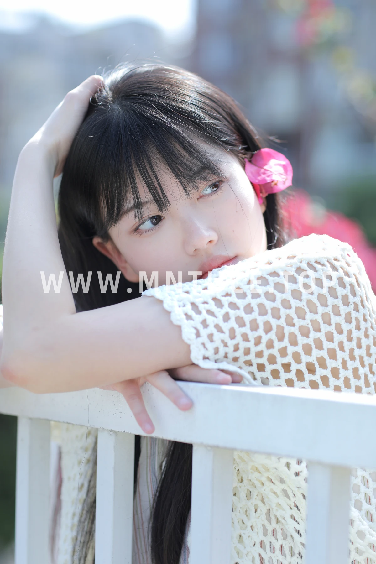 [艺图语] 2023.01.05 Vol.2839 – 花与那女孩 秋阳邑禾#[25P]-5