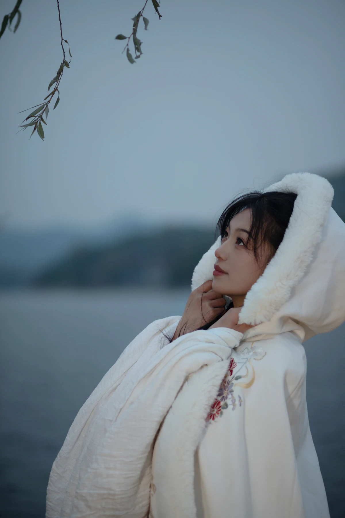 [艺图语] 2023.01.15 Vol.2919 寒衣 一口蛋糕#[27P]-13