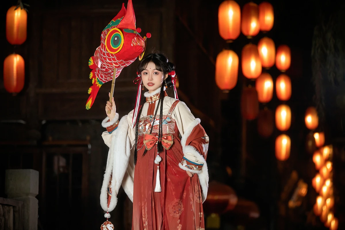 [艺图语] 2023.02.09 Vol.3003 逛灯会 梨一依#[22P]-3