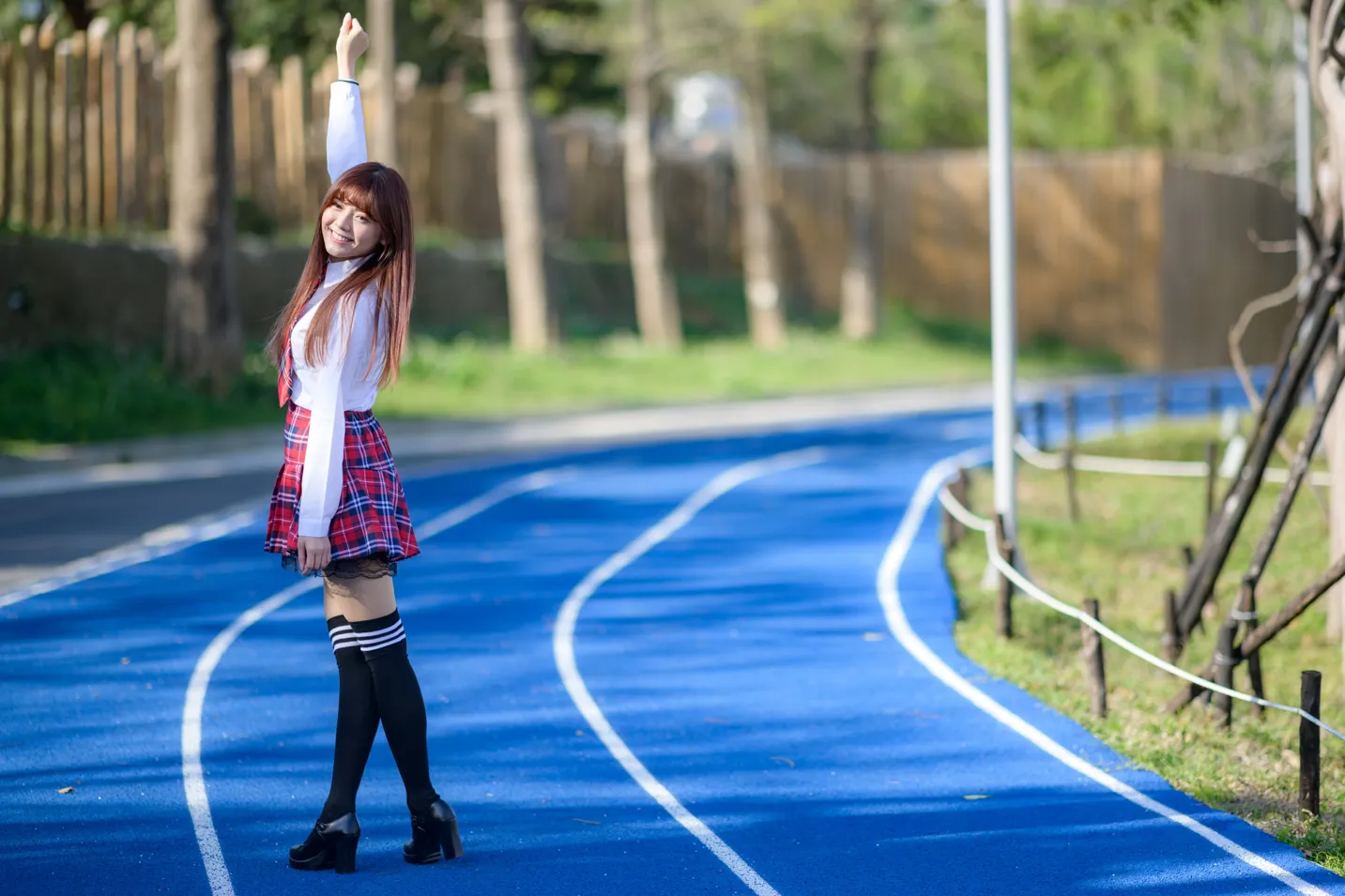 [爱美足] NO.233 学生制服高跟 街拍#[105P]-9