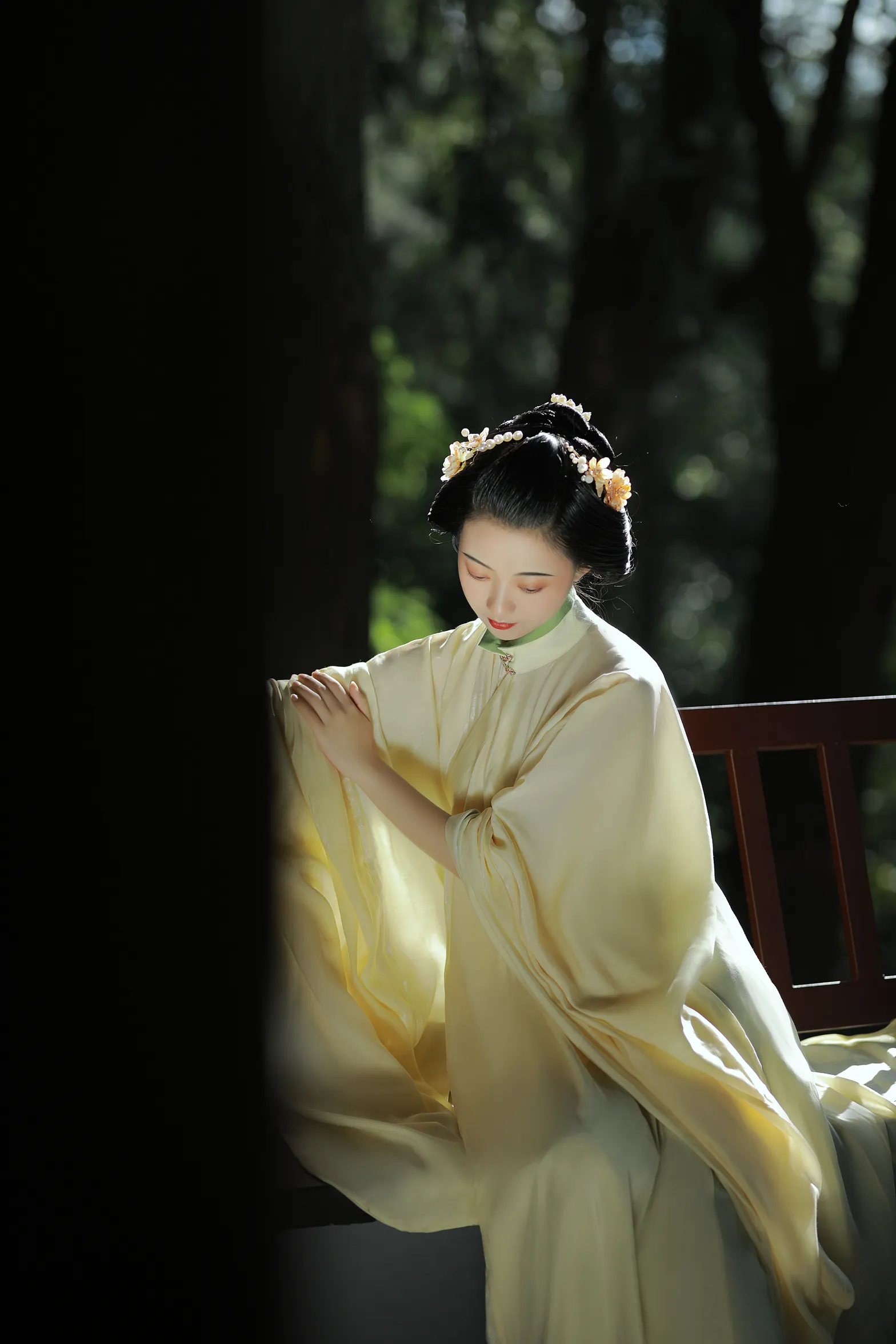 [艺图语] 2022.11.30 Vol.2561 – 淡淡春山 YunFleur#[40P]-11
