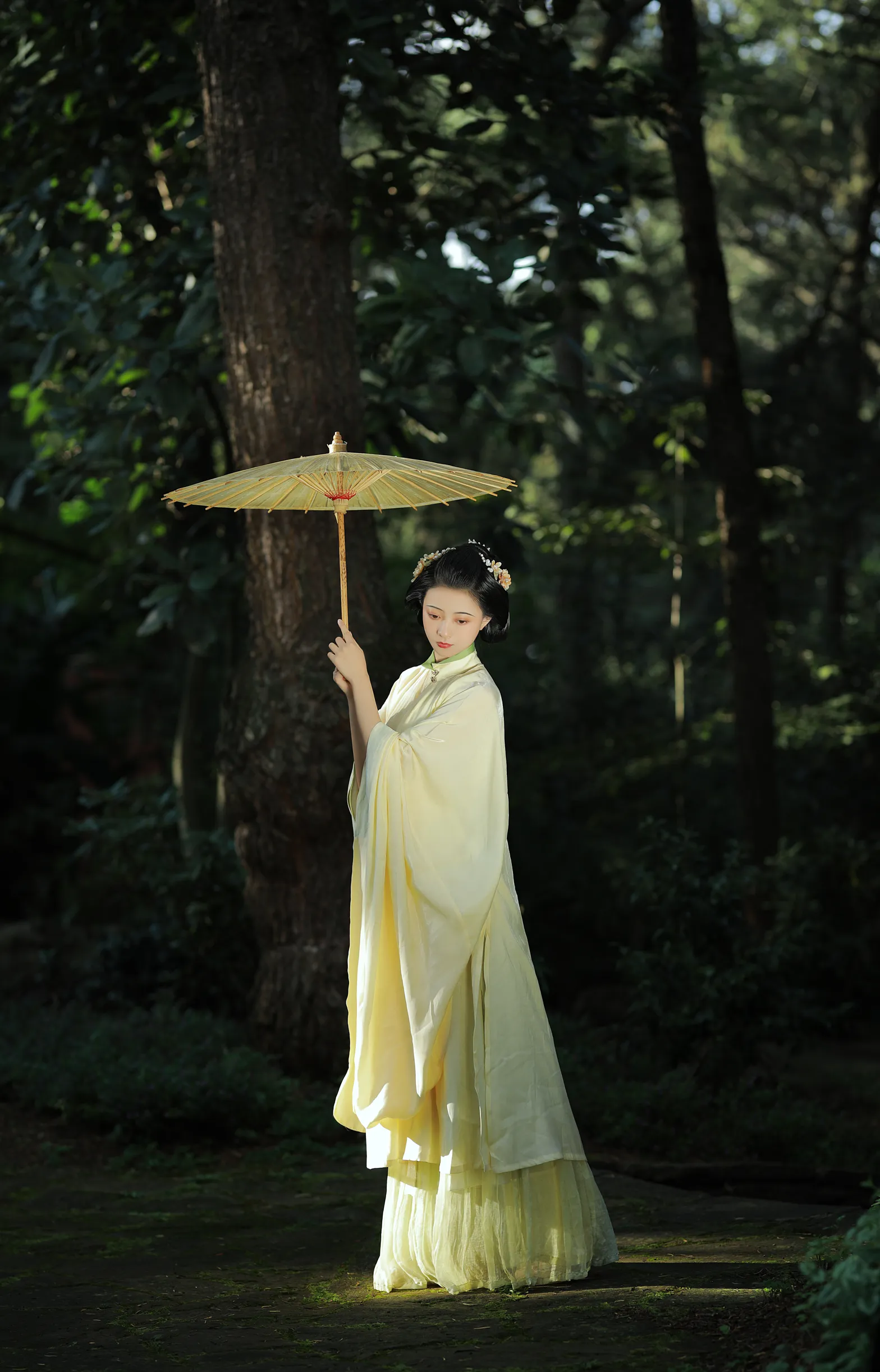 [艺图语] 2022.11.30 Vol.2561 – 淡淡春山 YunFleur#[40P]-14