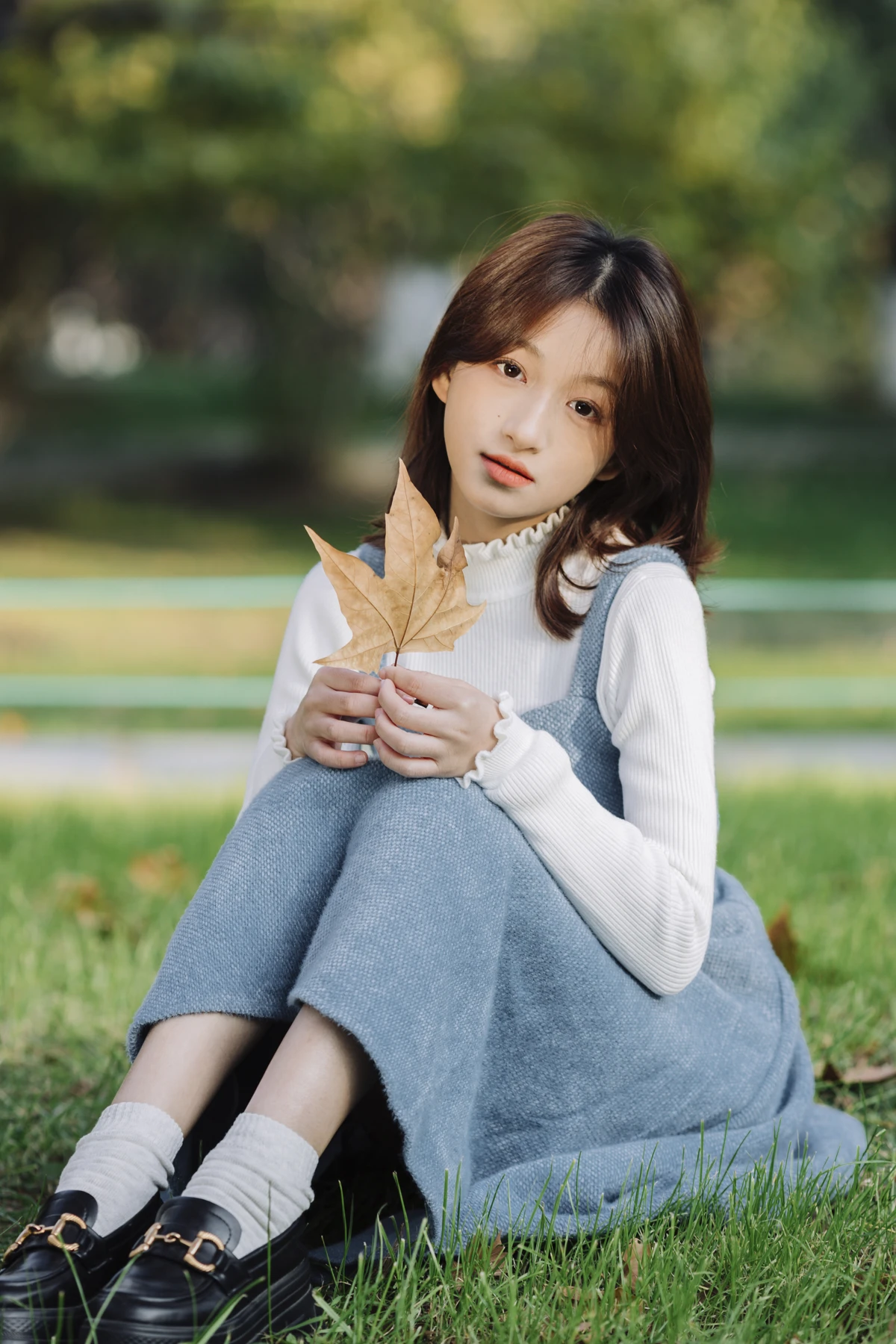 [艺图语] 2023.01.12 Vol.2899 树林暗光 钰儿#[29P]-16