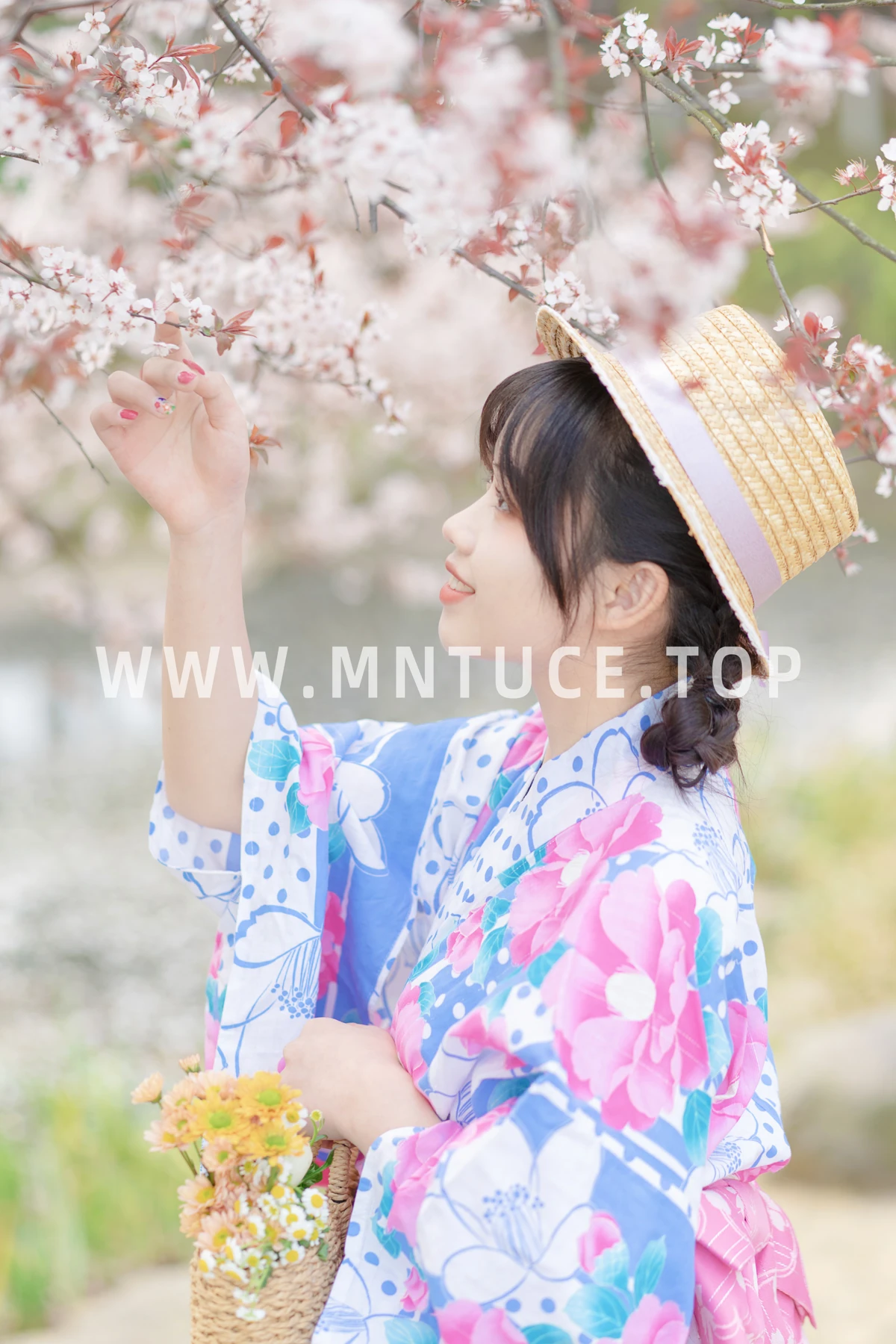 [艺图语] 2023.02.08 Vol.2995 春日花和服 泉泉#[32P]-3