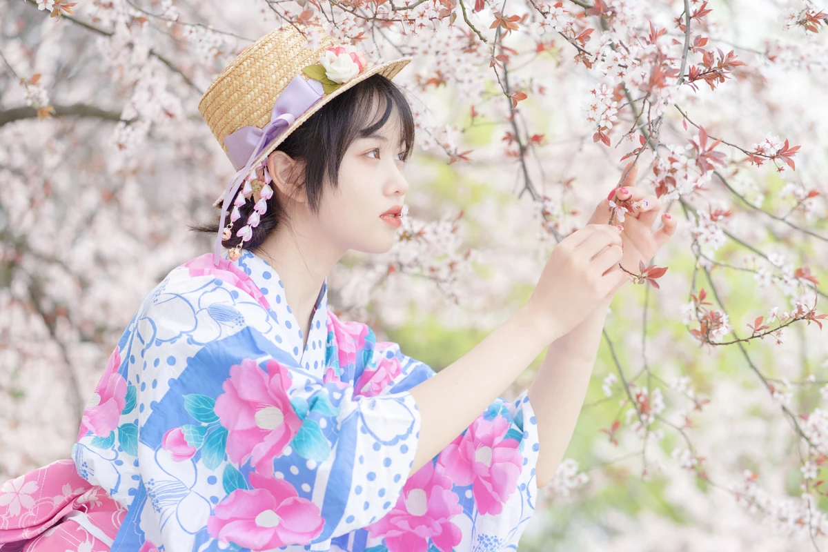 [艺图语] 2023.02.08 Vol.2995 春日花和服 泉泉#[32P]-5