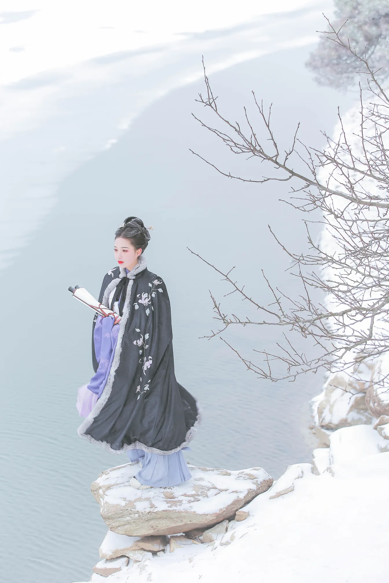 [艺图语] 2022.12.03 Vol.2591 – 云水隔梦 大如如酱#[21P]-9