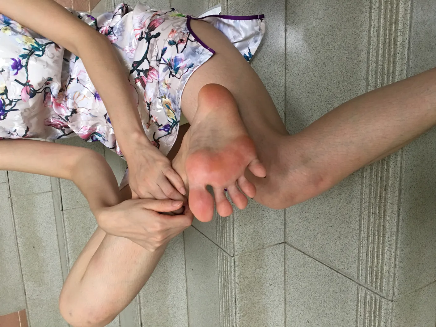 [爱美足] NO.021 男科医生小石的超嫩美足长腿网球场写真 街拍#[80P]-10