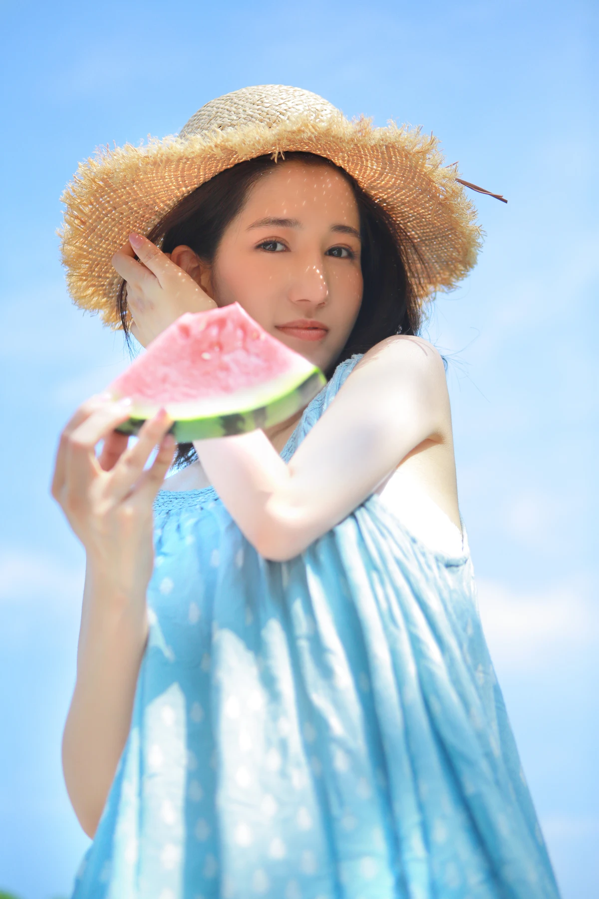 [艺图语] 2022.12.24 Vol.2745 – 盛夏光年 倩#[22P]-1