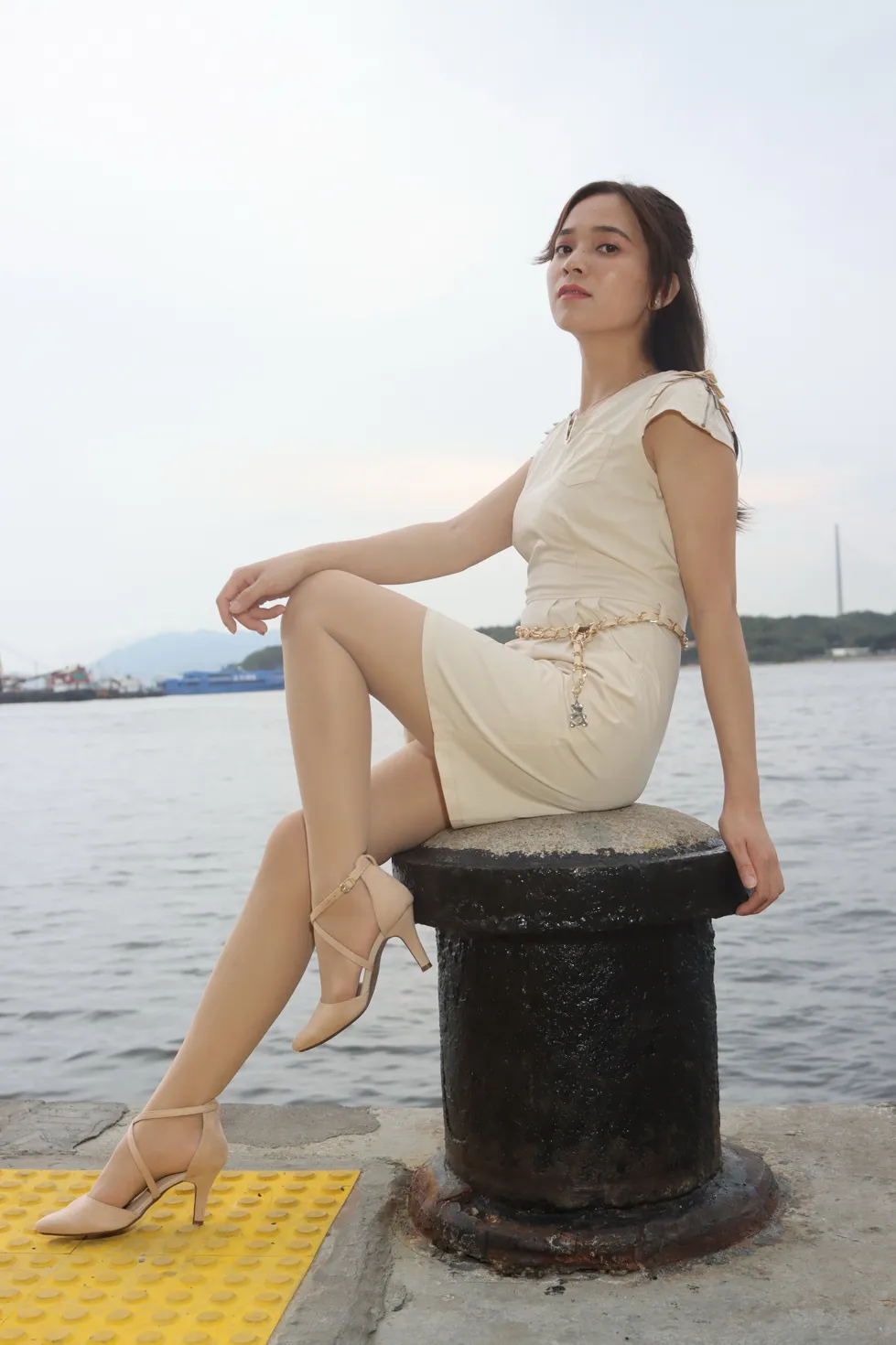 [爱美足] NO.107 Vency Shen 米色连衣裙丝袜高跟美腿 街拍#[70P]-15