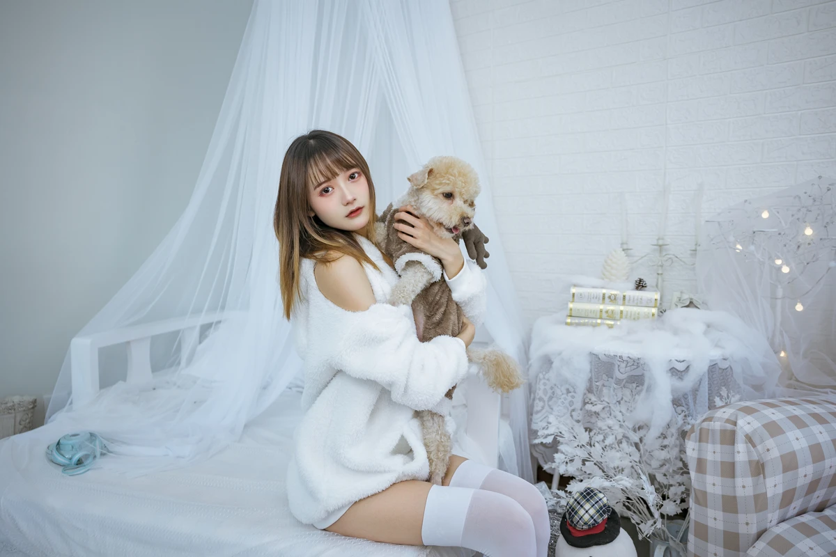 [艺图语] 2022.12.17 Vol.2702 – 温馨少女与宠物们 兔子Zzz不吃胡萝卜#[24P]-3
