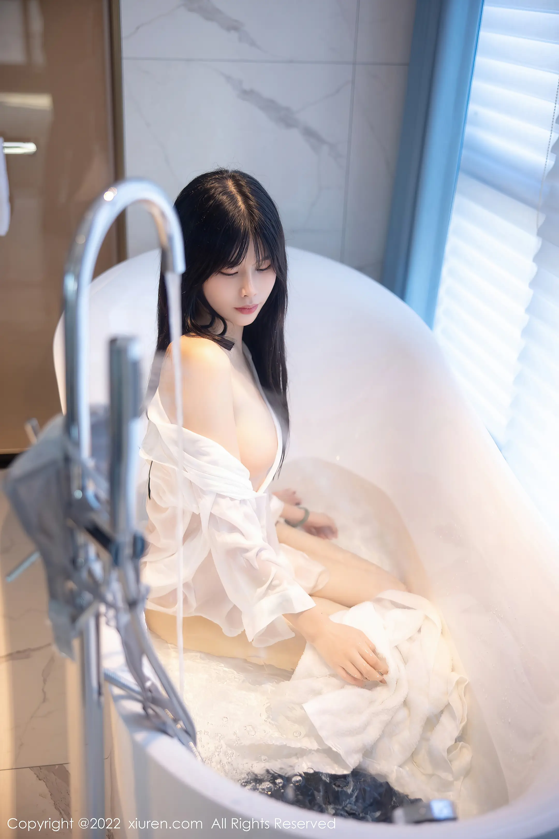 [秀人网] 2022.11.25 NO.5909 77qiqi#[86P]-3