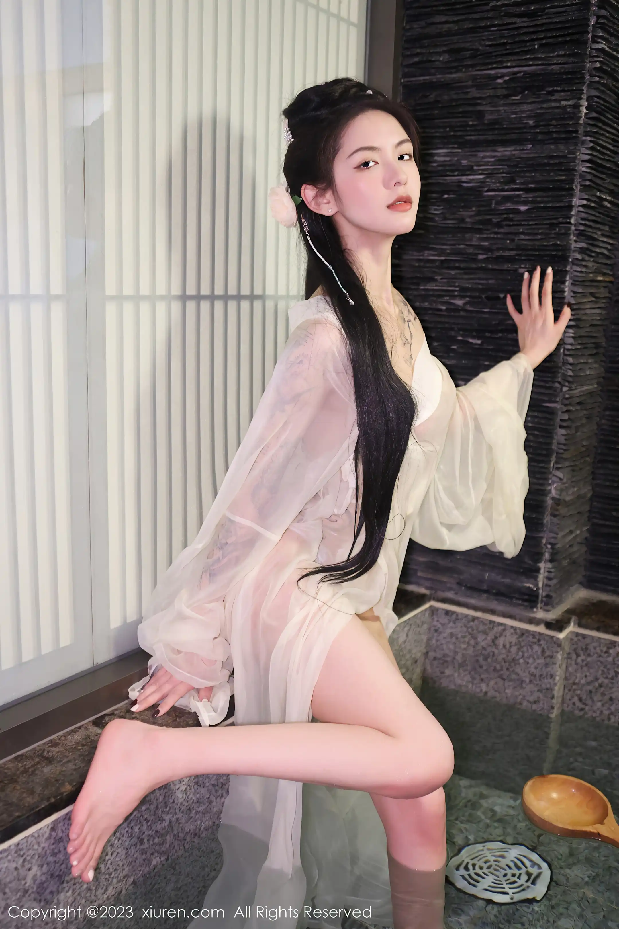 [秀人网] 2023.03.17 NO.6430 乔一一#[83P]-1