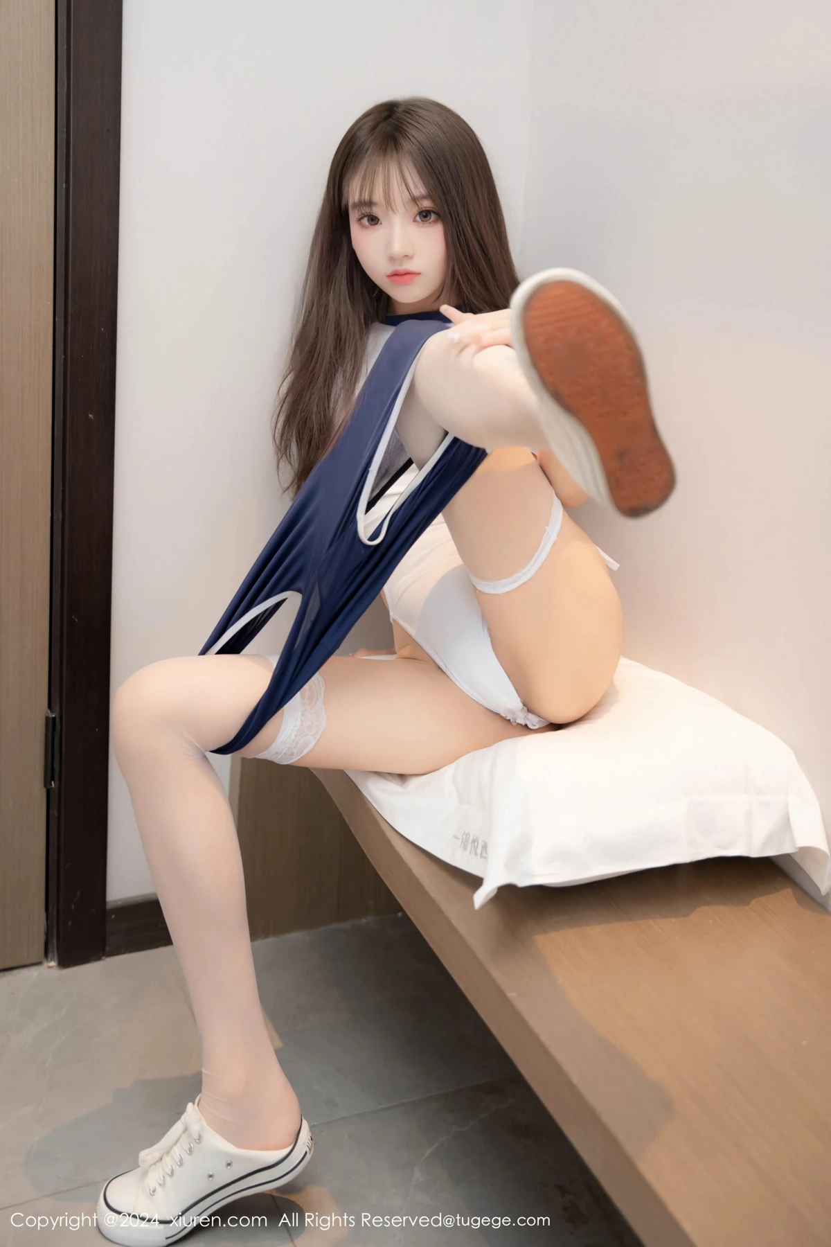 [秀人网] 2024.12.25 No.9654 羊大衣#[44P]-17