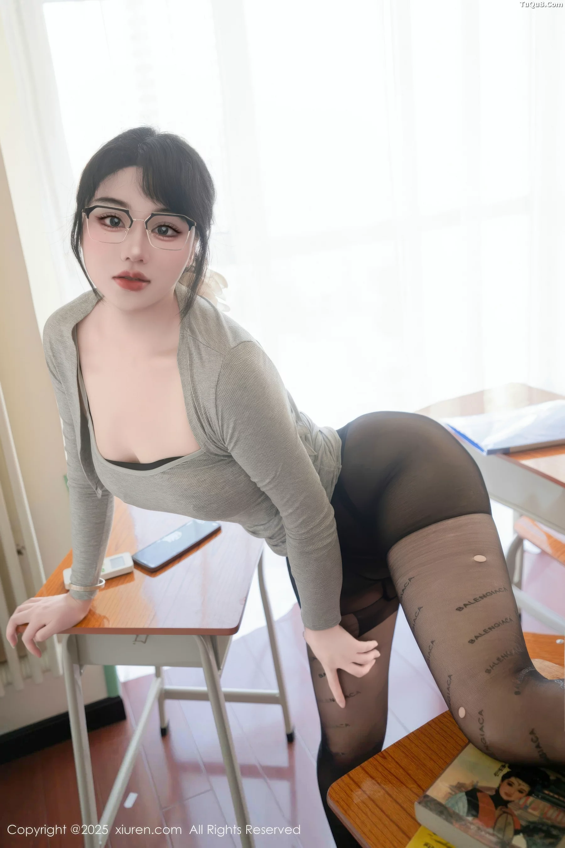 [秀人网] 2025.09.11 No.10755 汐汐爱吃草莓#[58P]-3