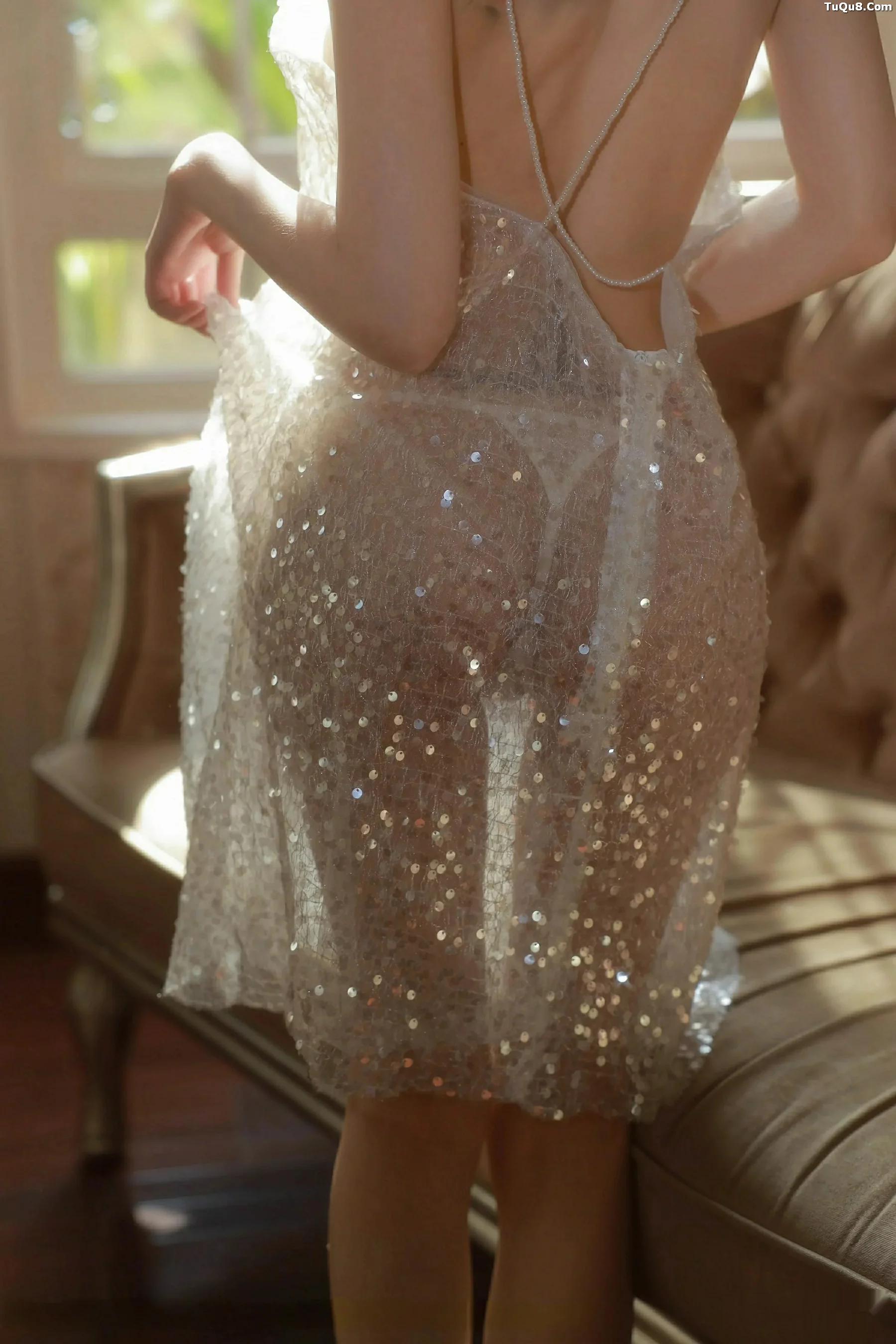 [秀人网] 2025.09.24 No.10799 佘贝拉#[73P]-1