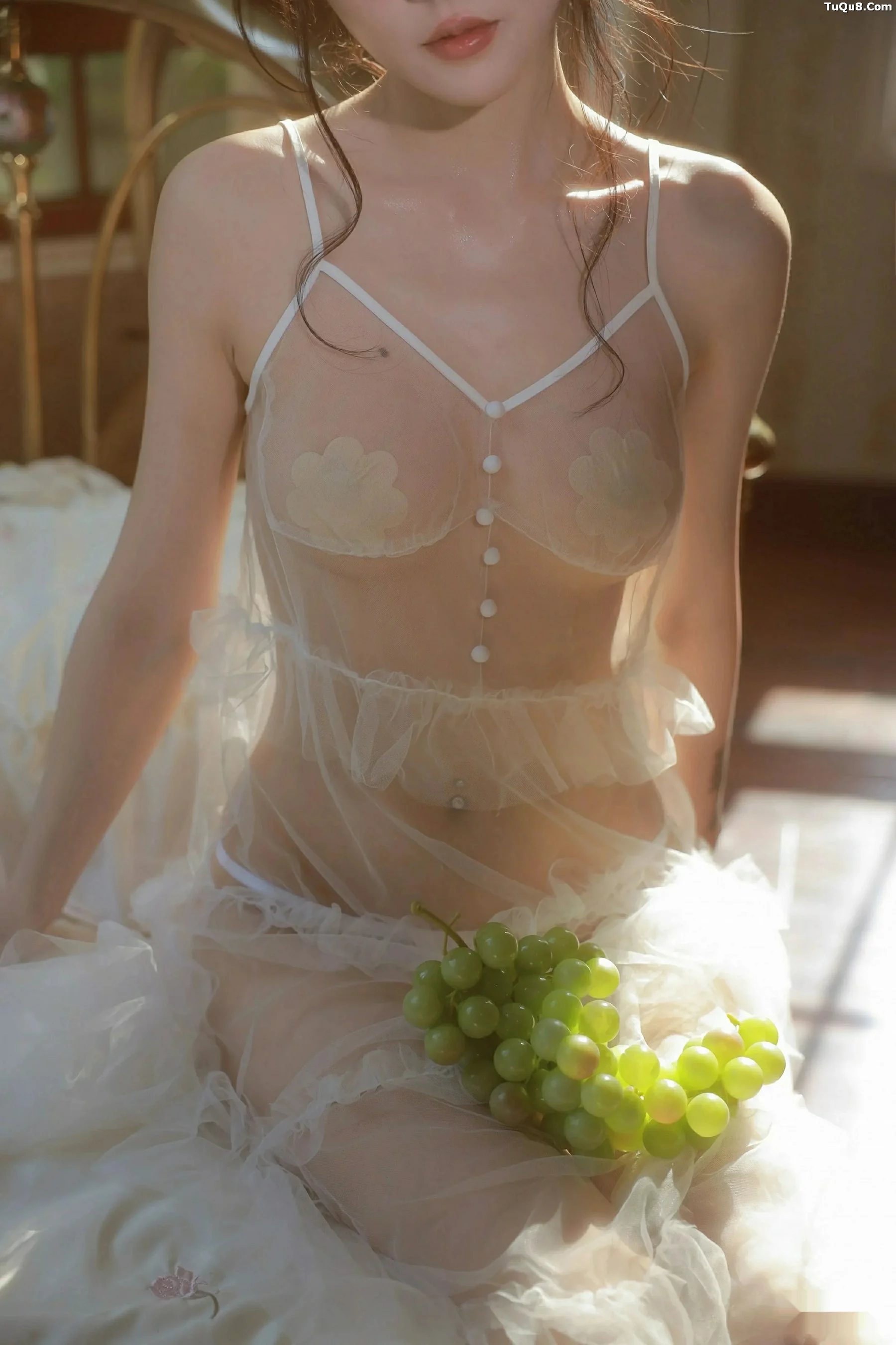 [秀人网] 2025.09.24 No.10799 佘贝拉#[73P]-12