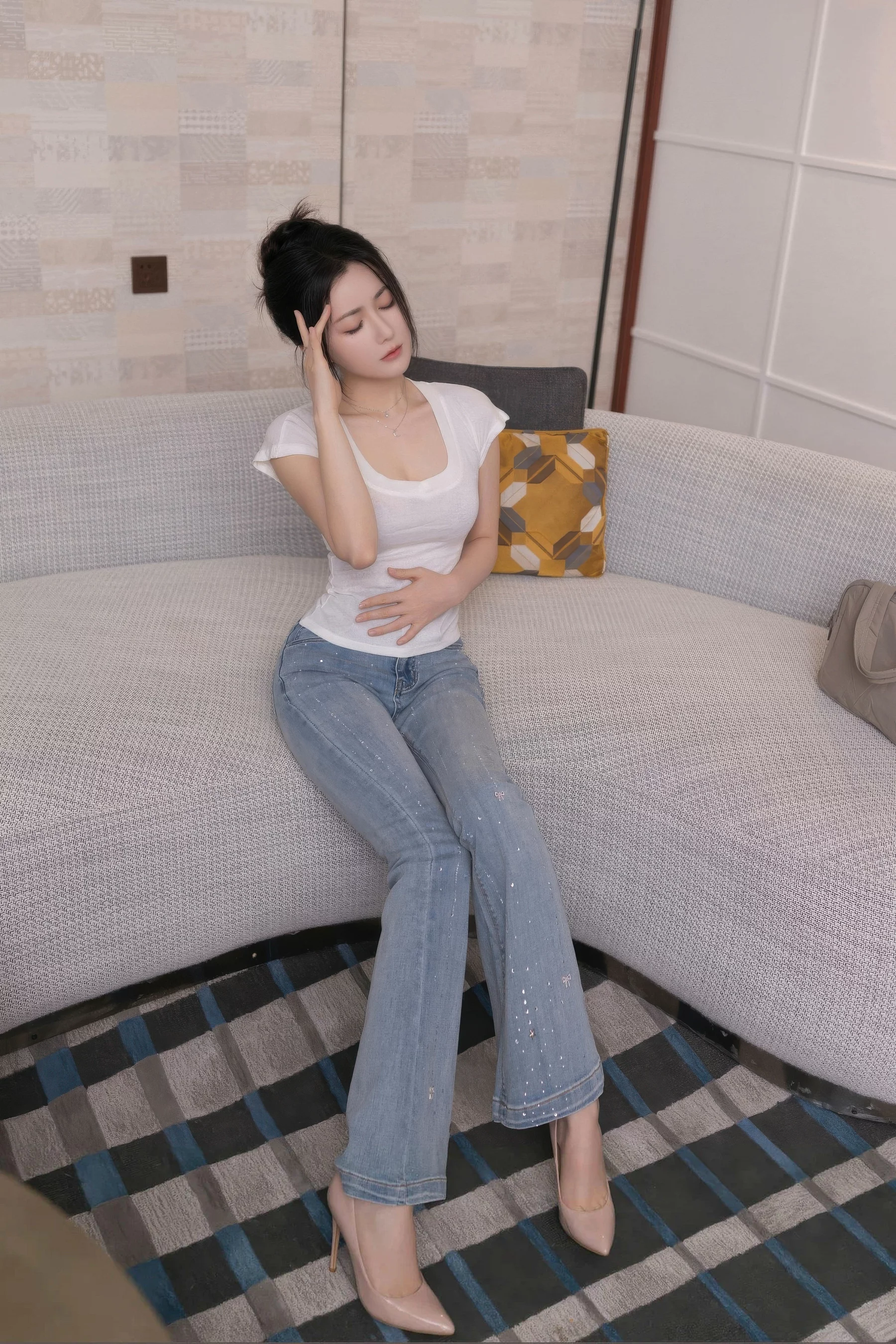 [秀人网] 2025.10.11 No.10858 鱼子酱#[76P]-1