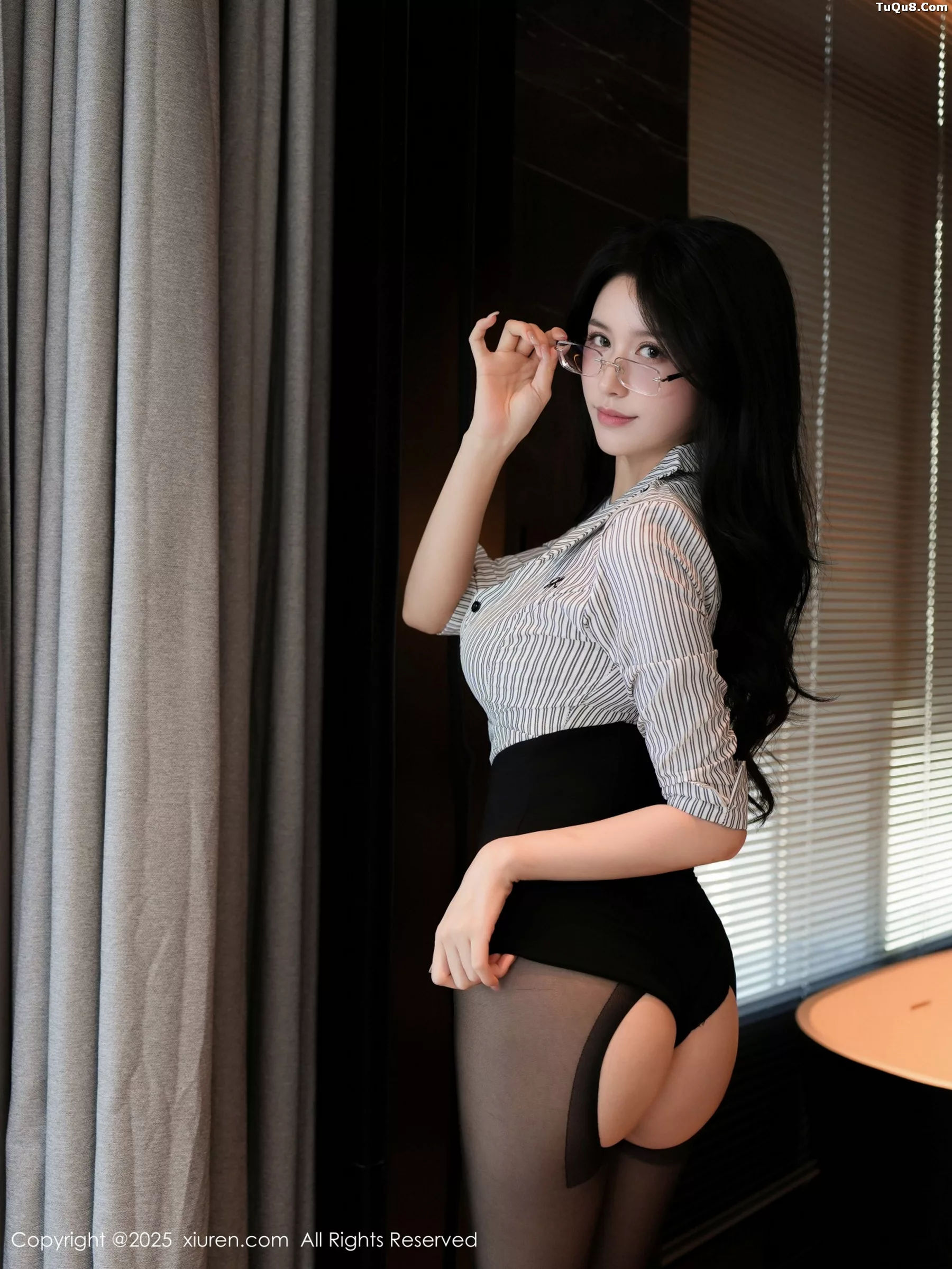 [秀人网] 2025.10.24 No.10905 shelly 诗莉吖#[82P]-4