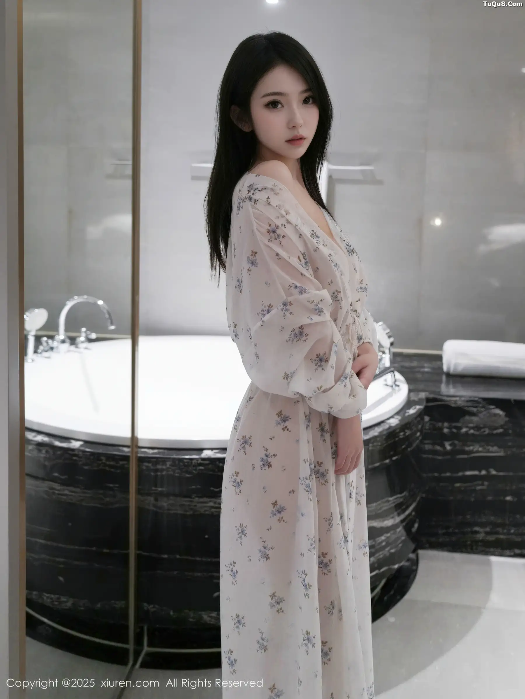 [秀人网] 2025.11.14 No.10988 烧烧小桃#[52P]-17