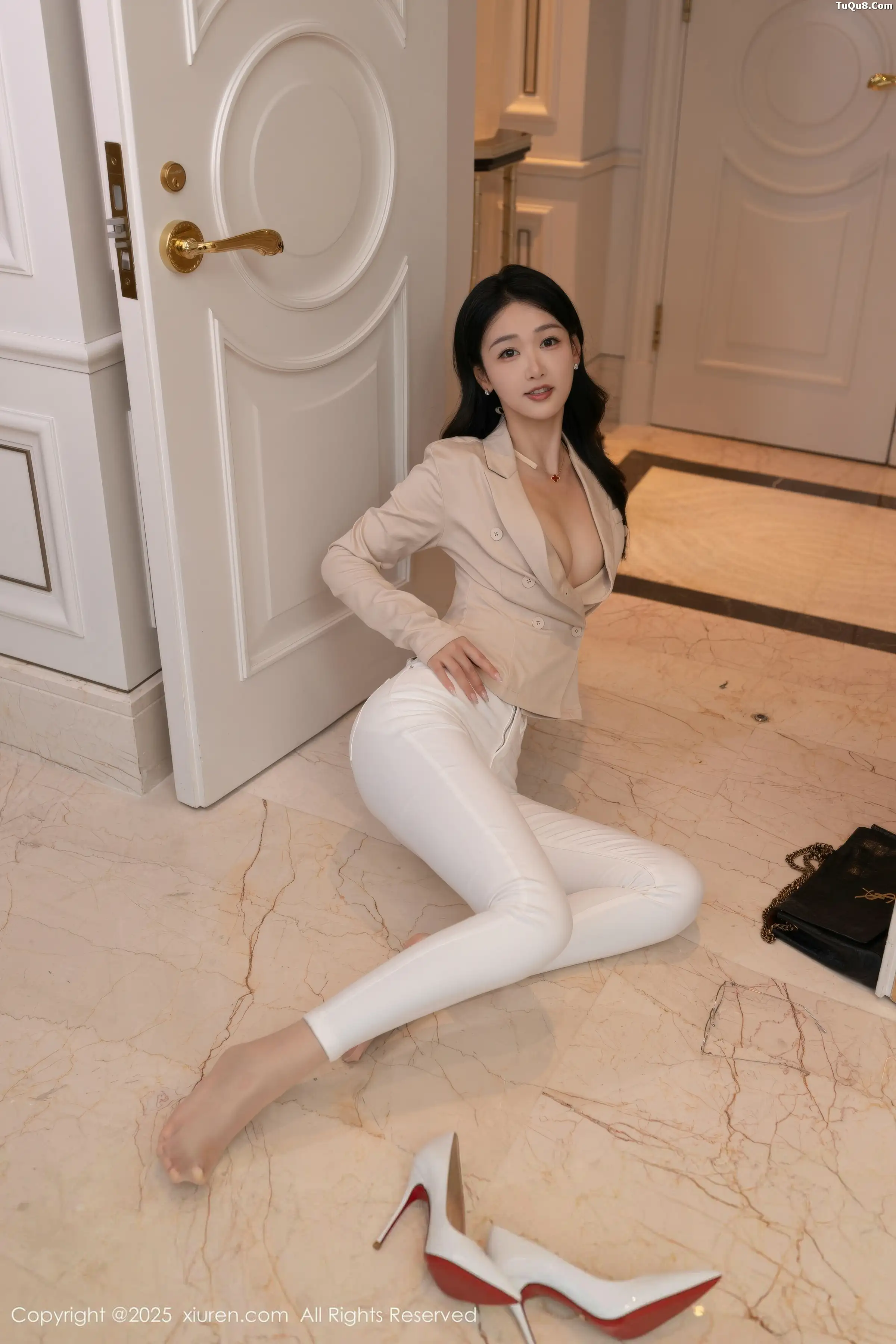 [秀人网] 2025.12.01 No.11053 唐安琪#[84P]-11