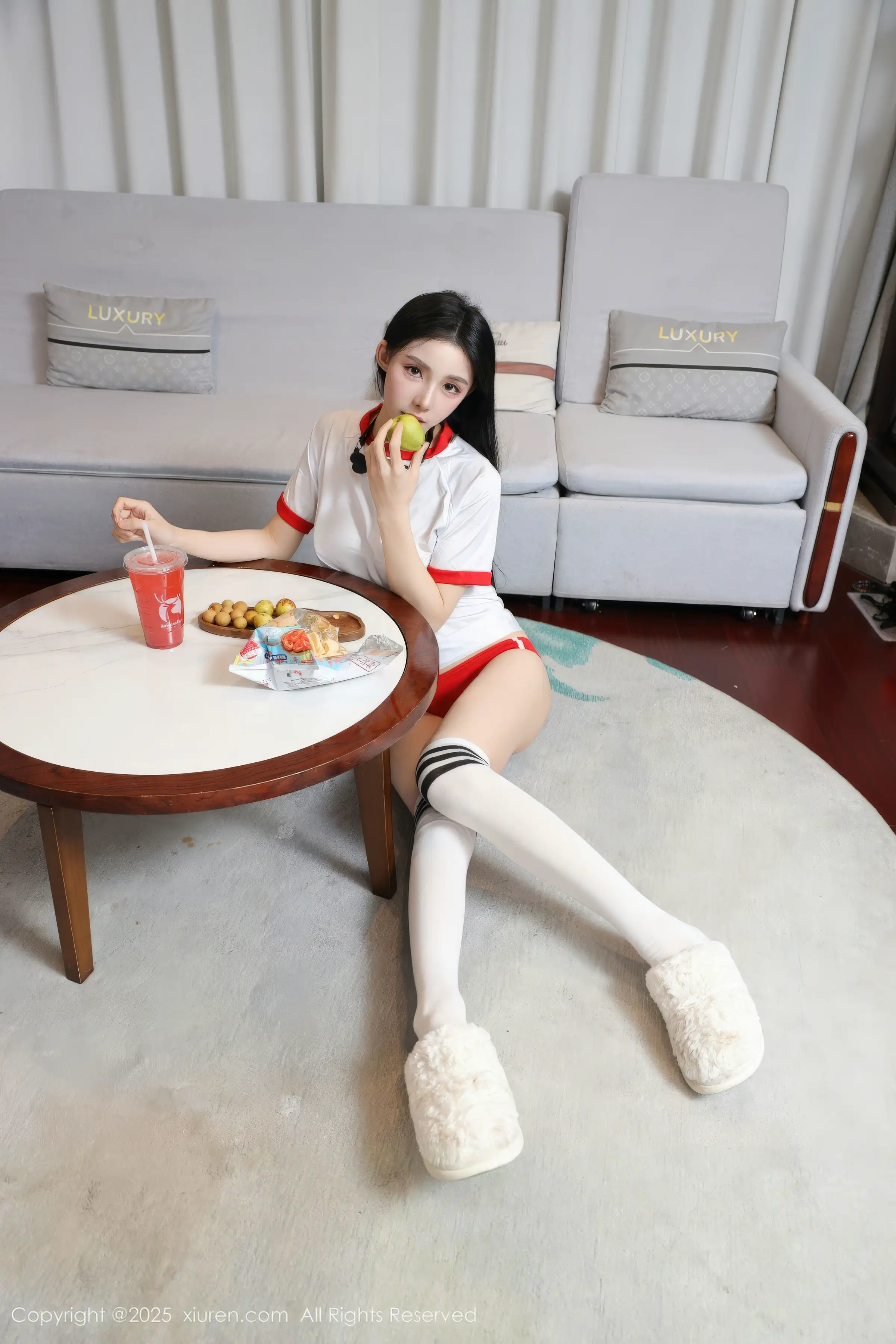 [秀人网] 2025.12.16 No.11110 许微微#[86P]-18