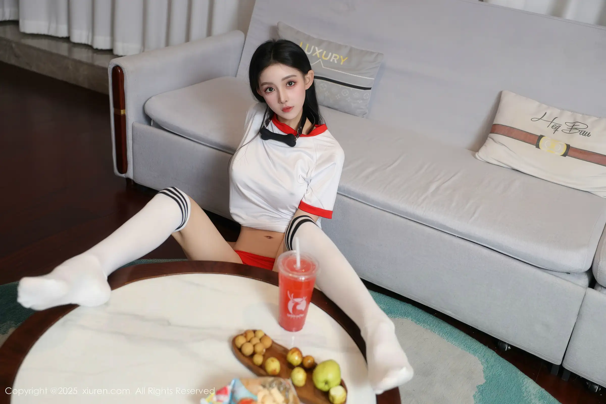 [秀人网] 2025.12.16 No.11110 许微微#[86P]-1