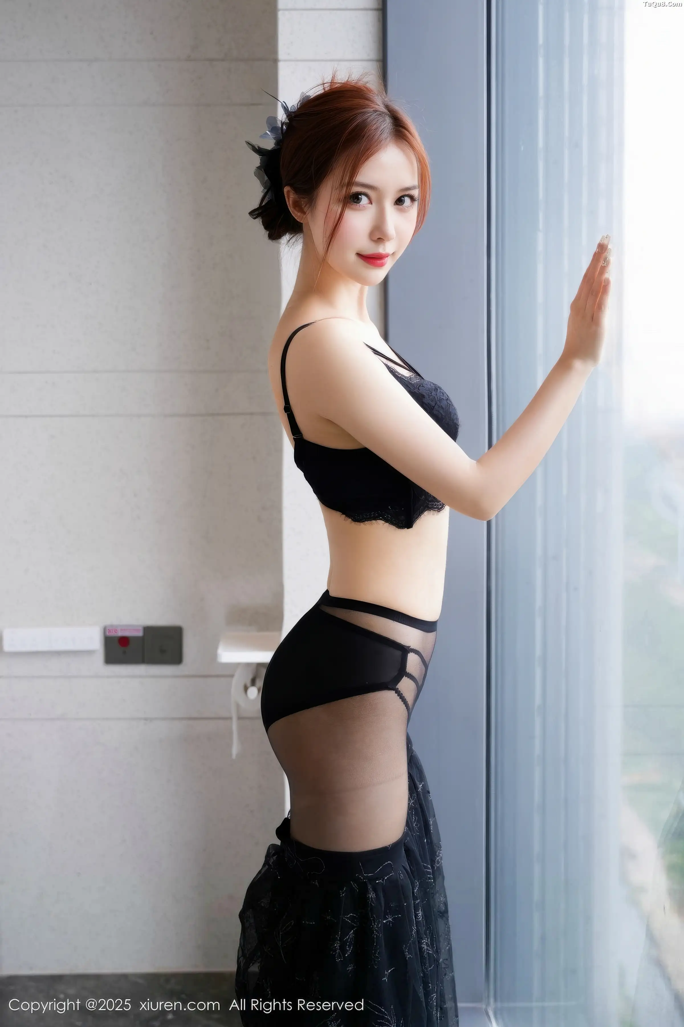 [秀人网] 2025.11.21 No.11016 白芷yy#[79P]-1
